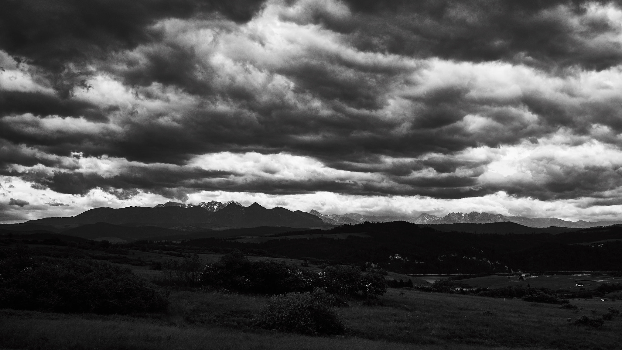 Olympus PEN E-PL7 sample photo. Clouds photography