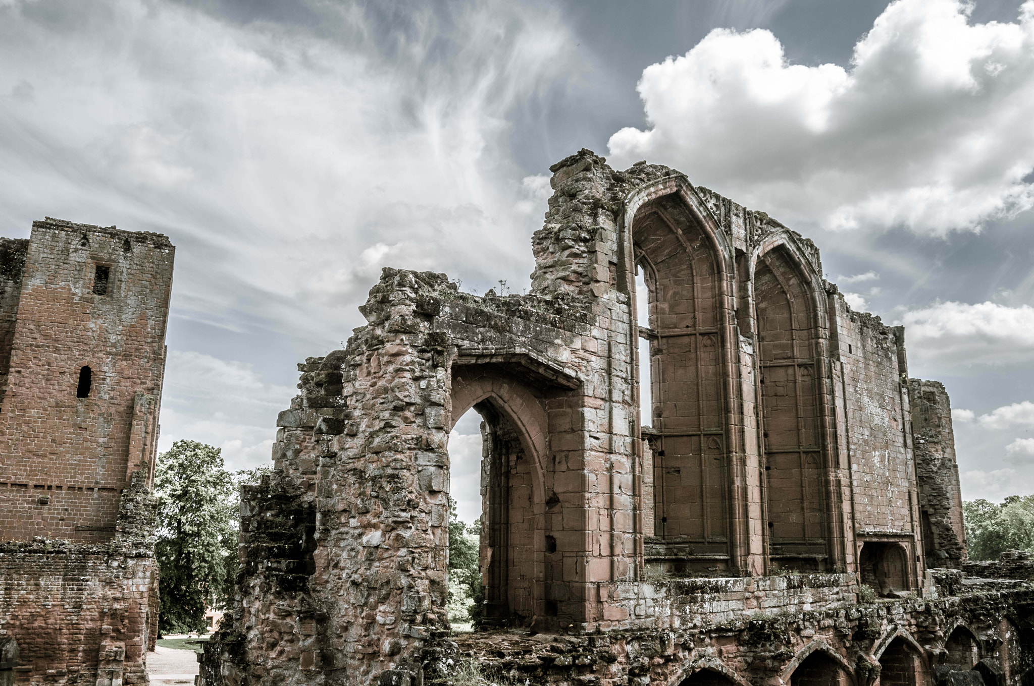Nikon D300S sample photo. Castle ruins photography