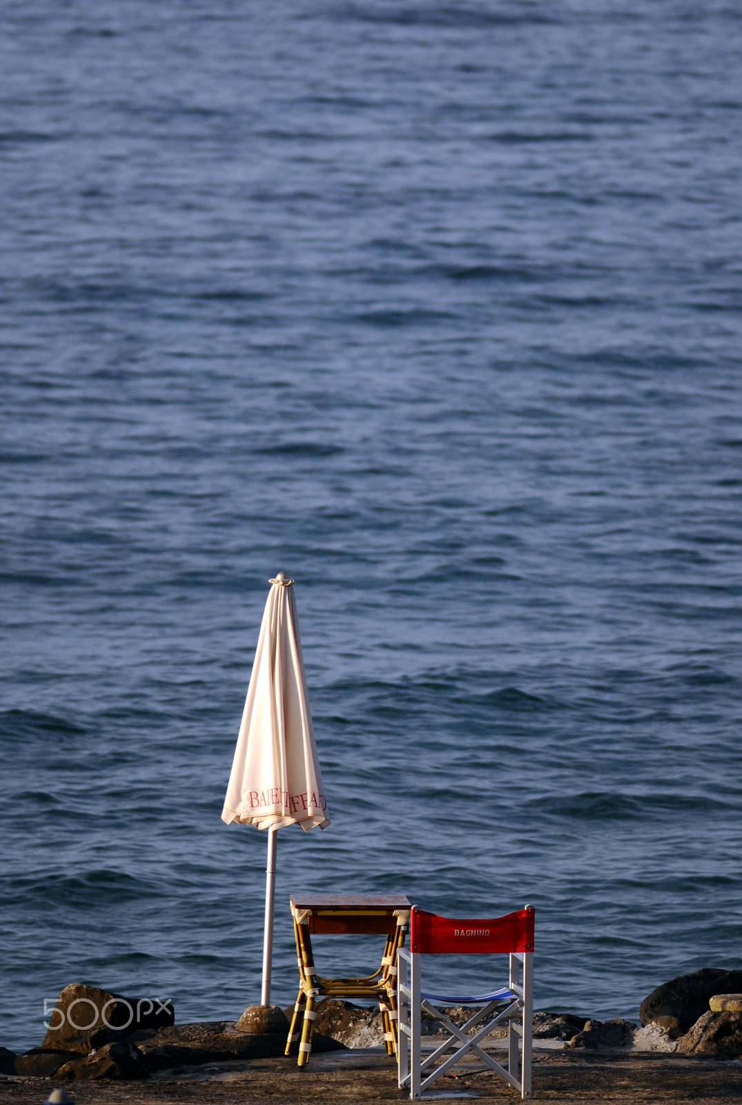 Nikon D90 + AF Nikkor 180mm f/2.8 IF-ED sample photo. In front the sea photography