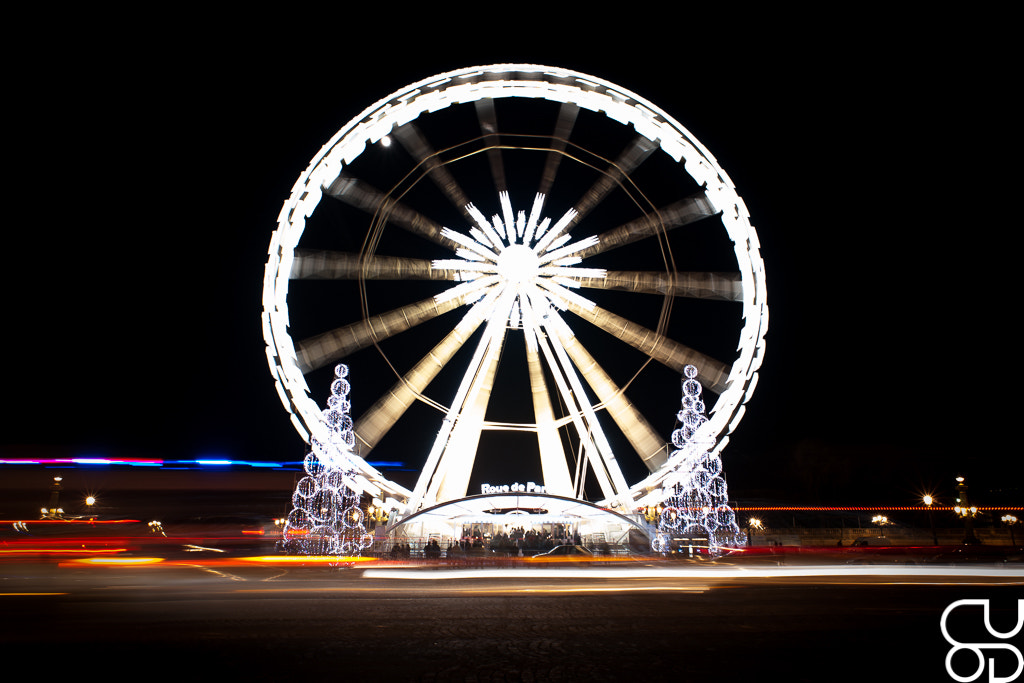 AF Nikkor 20mm f/2.8 sample photo. Night wheel photography