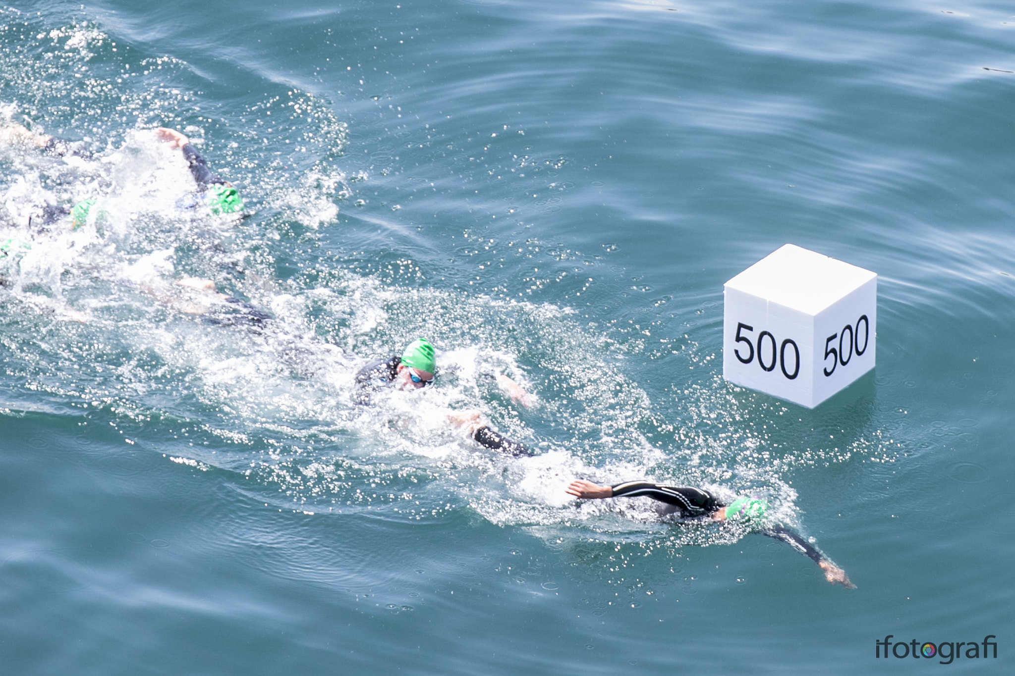 Canon EF 70-200mm F2.8L IS II USM sample photo. Triathlon swimming photography