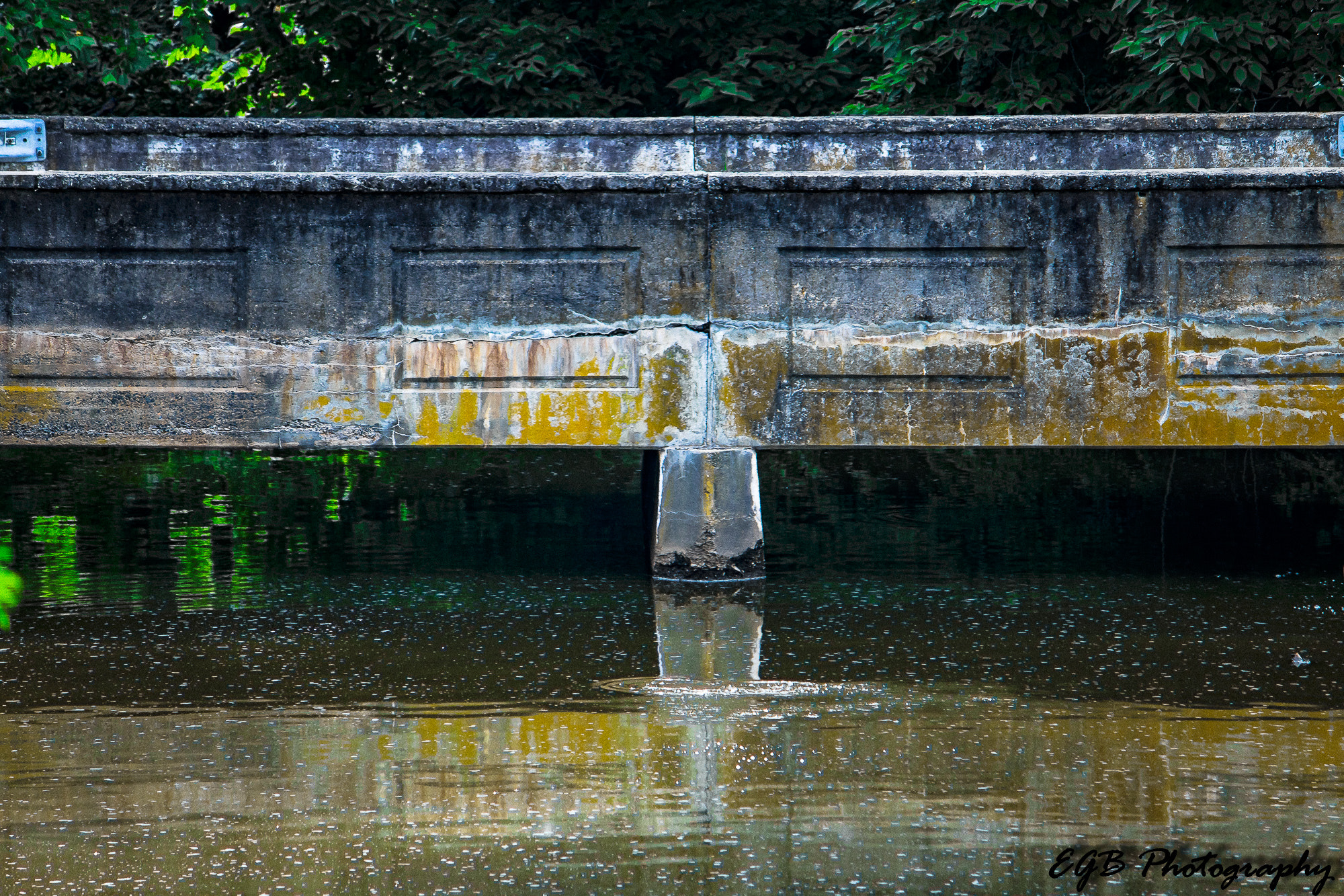 Canon EF-S 55-250mm F4-5.6 IS sample photo. Bridge over troubled waters photography