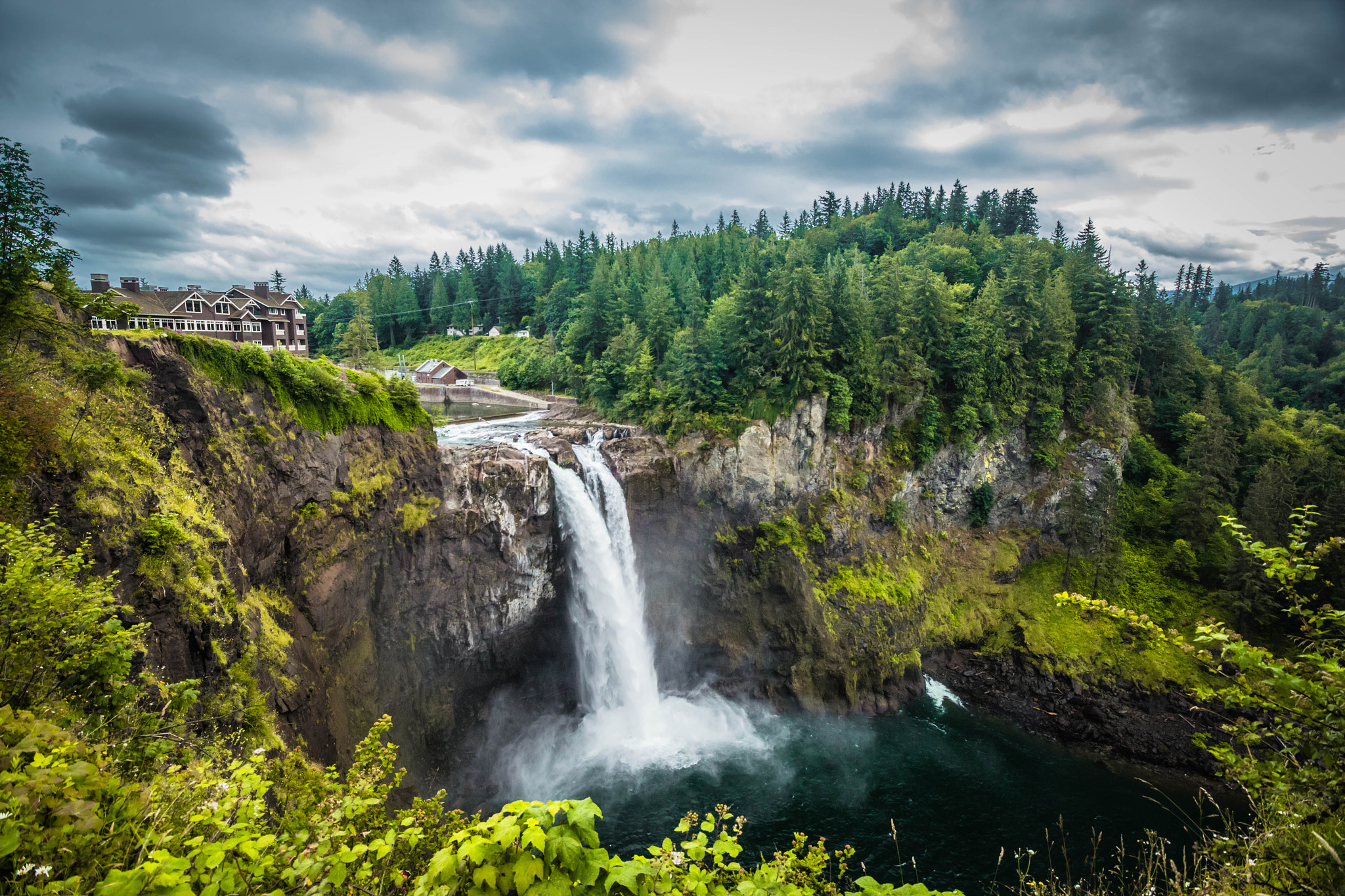 Canon EF-S 10-18mm F4.5–5.6 IS STM sample photo. Snoqualmie falls photography