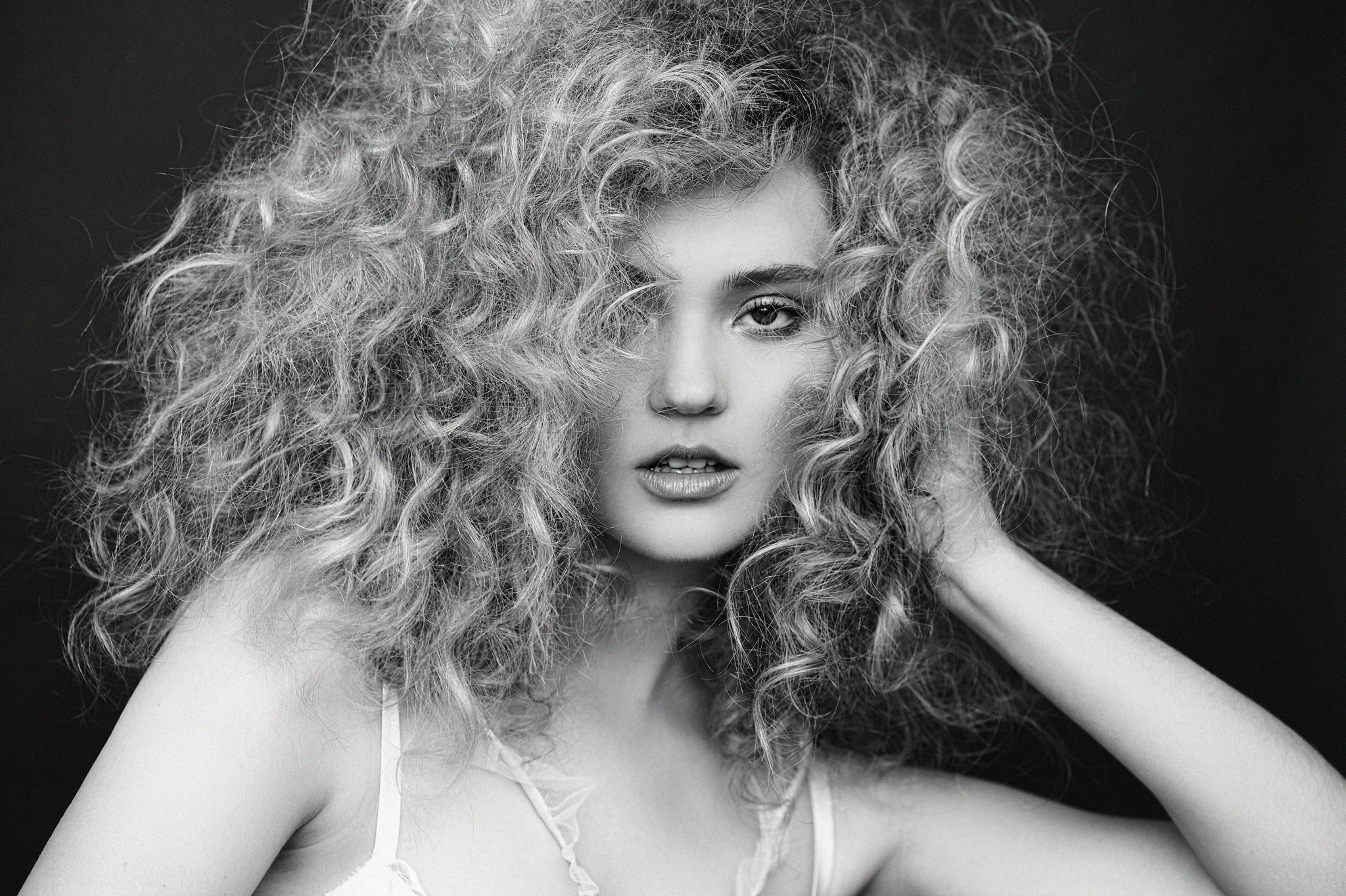 Canon EF 100mm F2.8 Macro USM sample photo. Amour | lucy's magazine photography