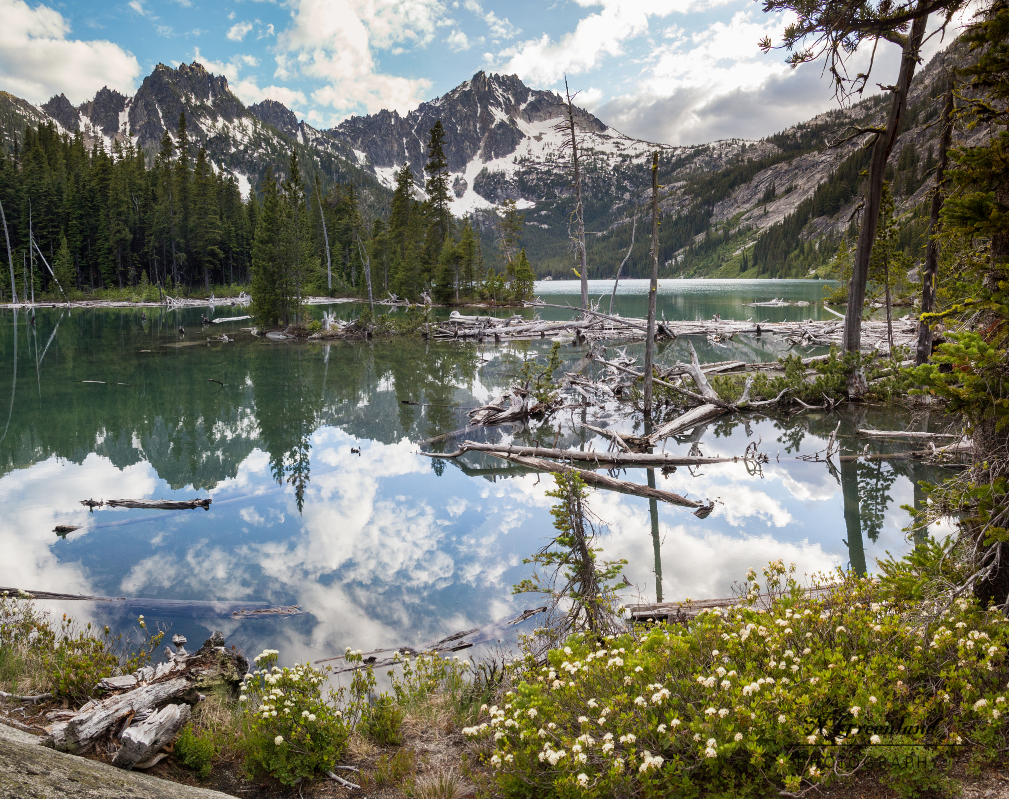 Canon EOS 100D (EOS Rebel SL1 / EOS Kiss X7) sample photo. Snow lake photography