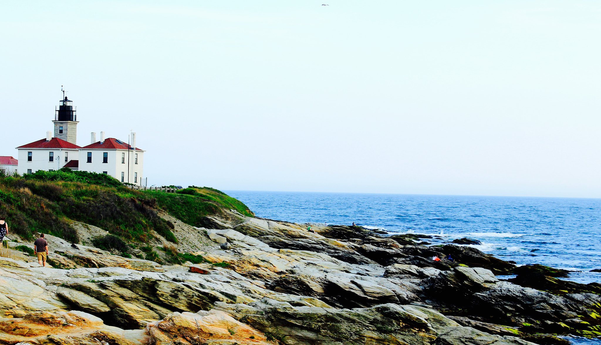 Canon EF-S 18-55mm F3.5-5.6 IS II sample photo. Beavertail lighthouse jamestown ri photography