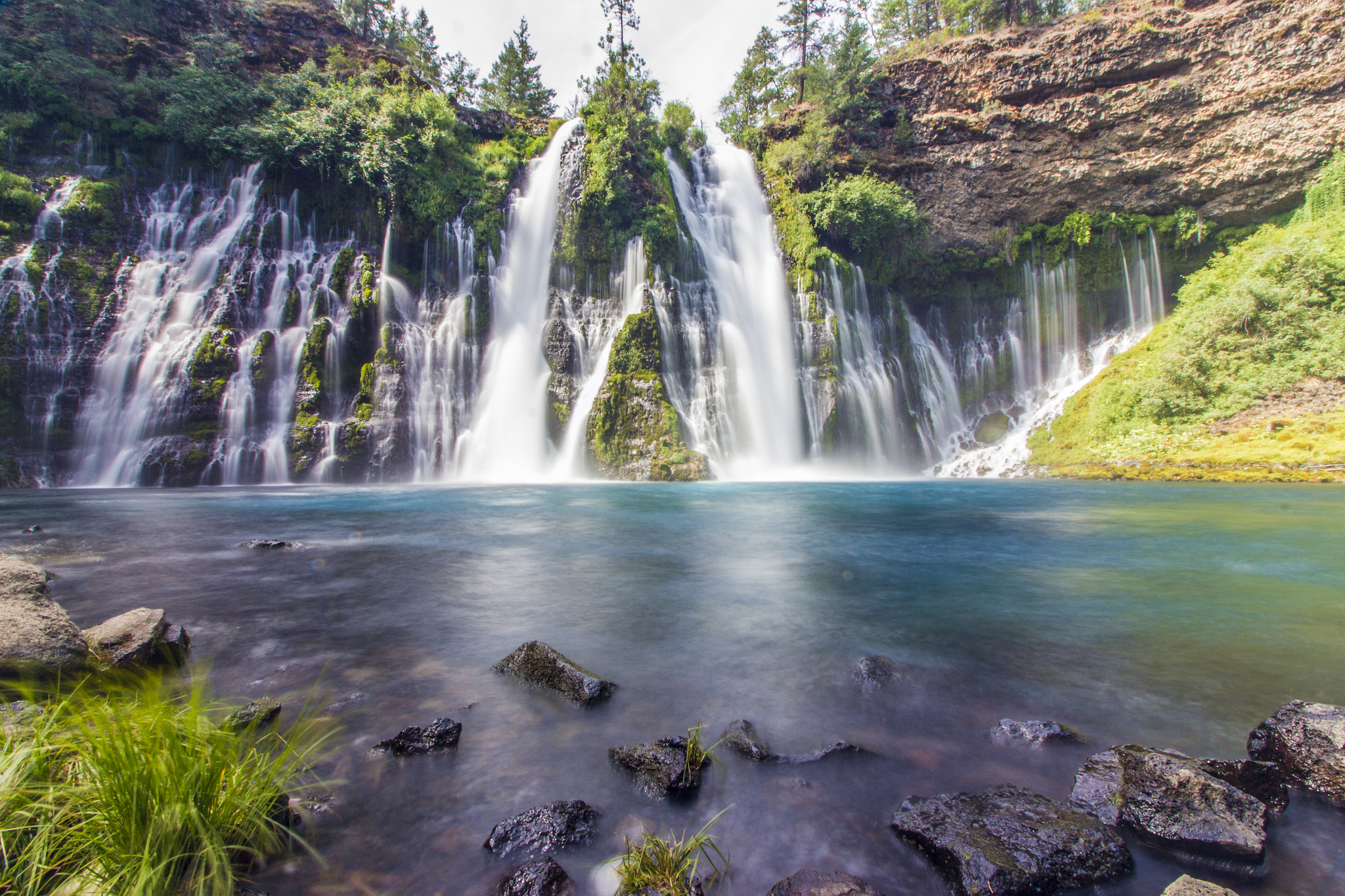 Canon EF-S 10-18mm F4.5–5.6 IS STM sample photo. Burney falls in north california photography