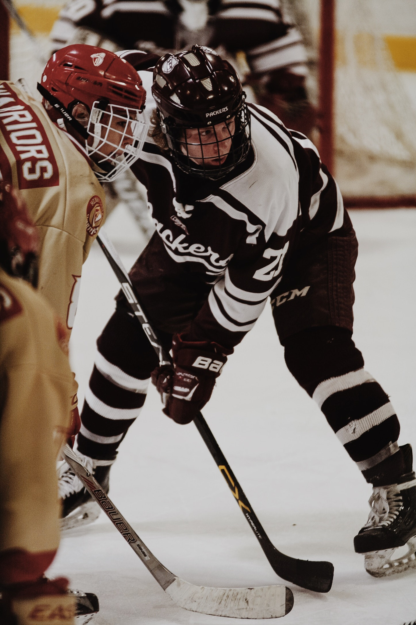 Tamron SP AF 70-200mm F2.8 Di LD (IF) MACRO sample photo. Packer hockey. photography