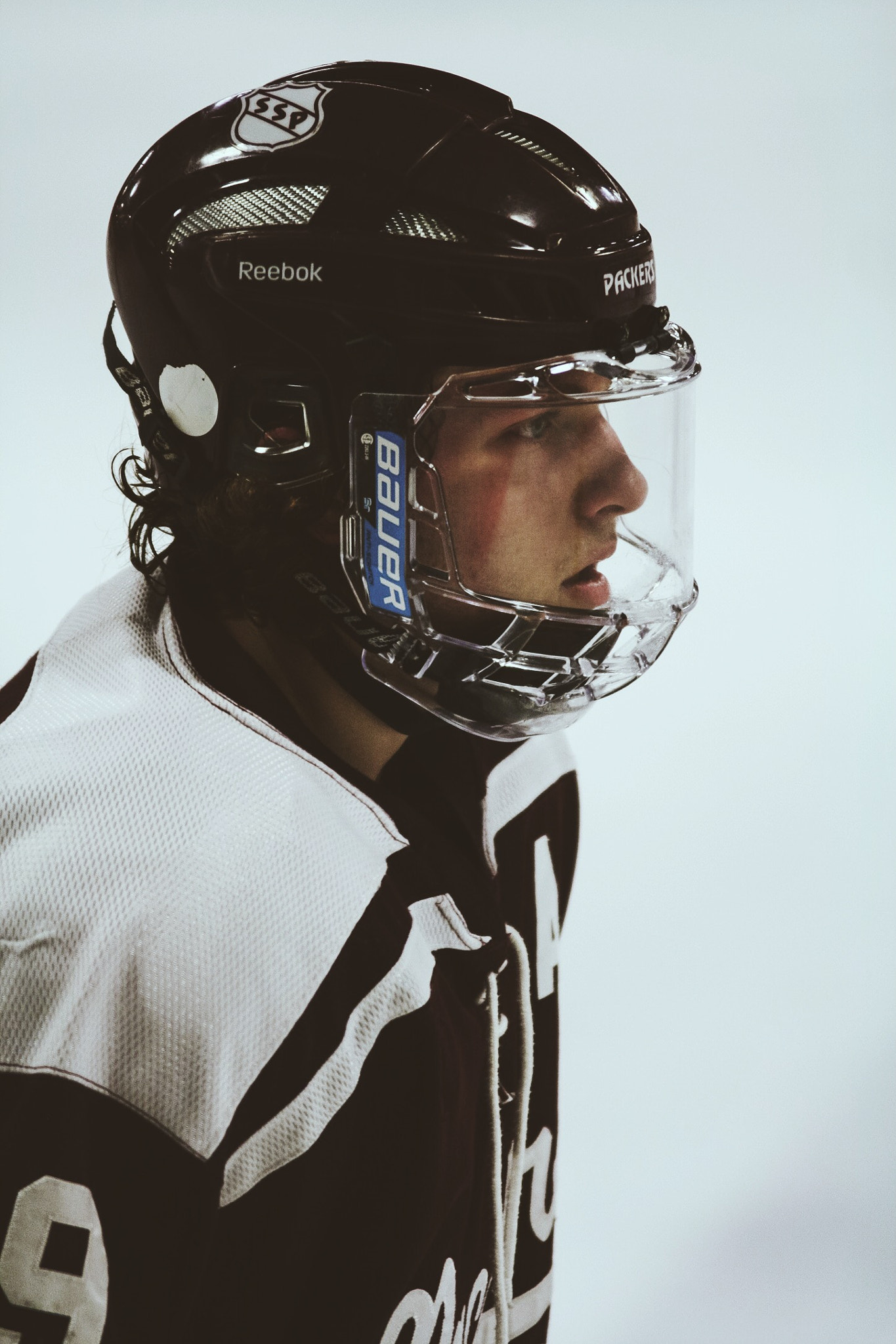 Tamron SP AF 70-200mm F2.8 Di LD (IF) MACRO sample photo. Packer hockey. photography