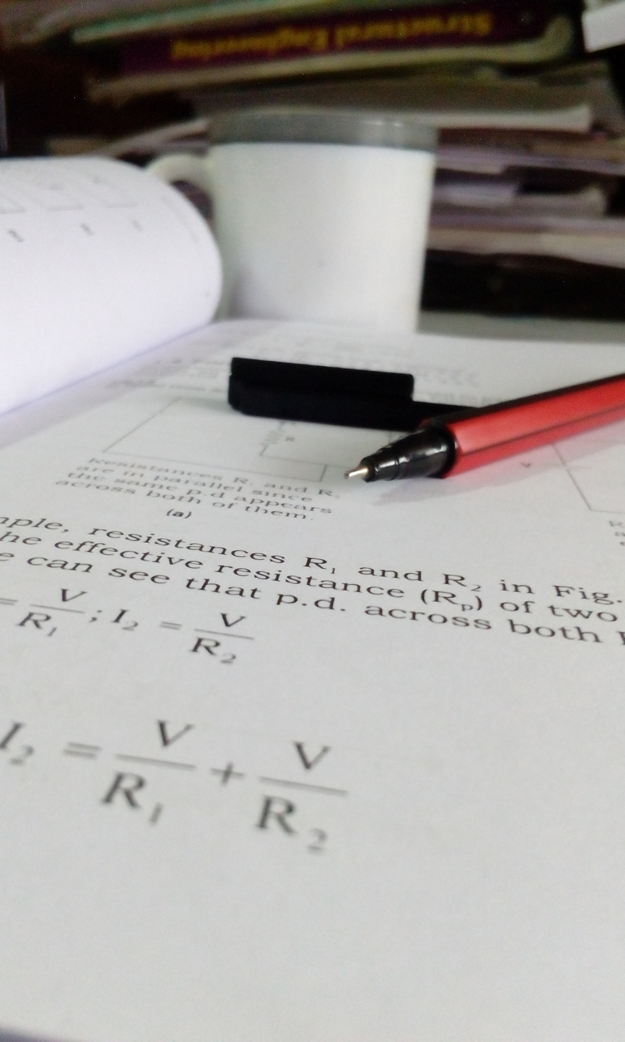 HTC DESIRE 526G+ DUAL SIM sample photo