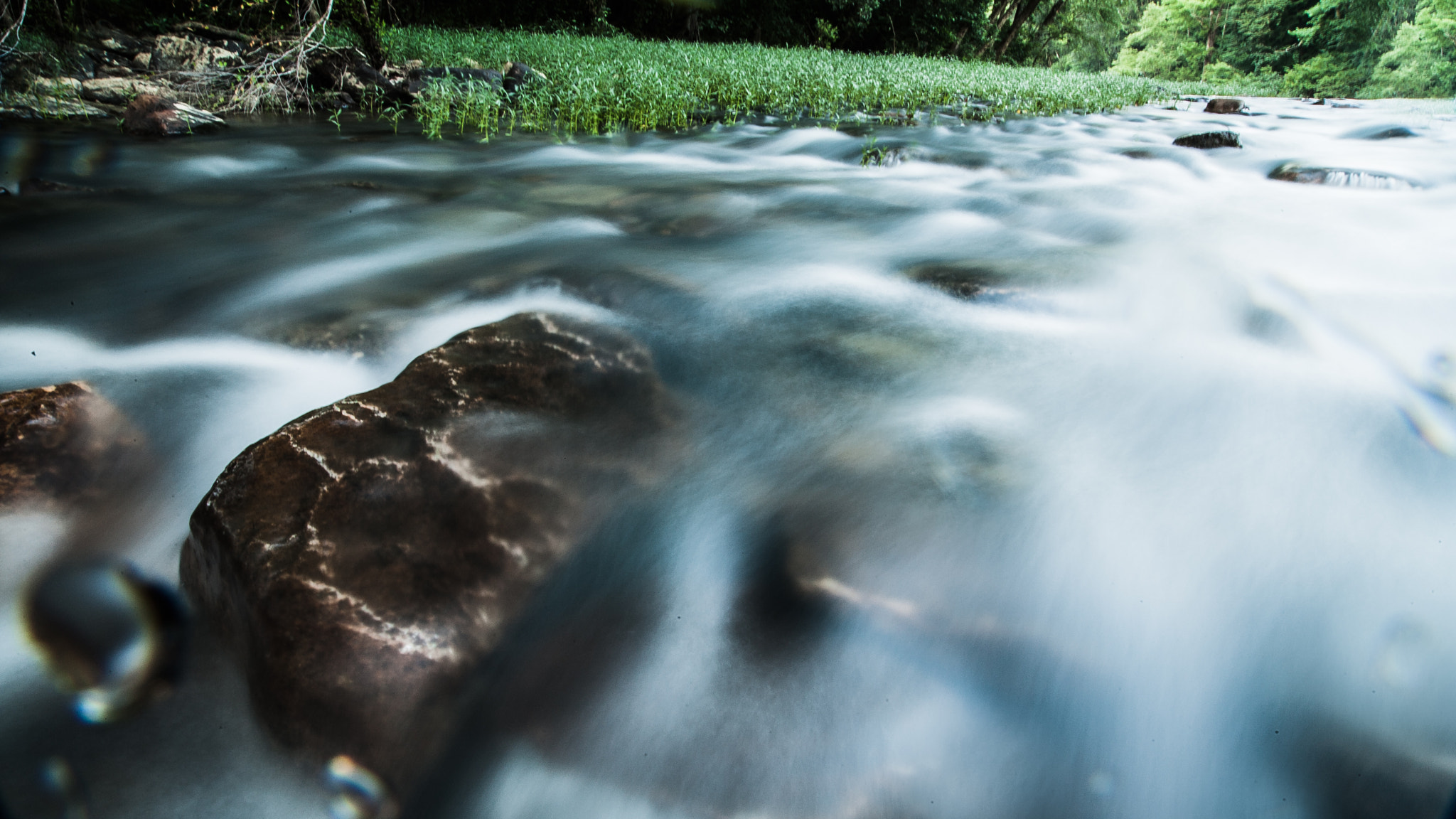 Canon EOS-1D Mark III sample photo. Water flow photography