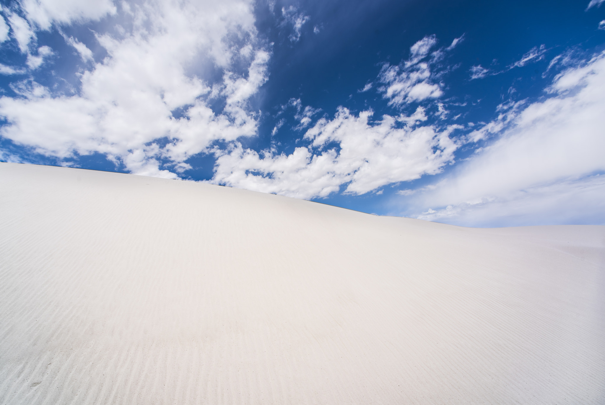 Nikon AF Nikkor 14mm F2.8D ED sample photo. Pure desert photography