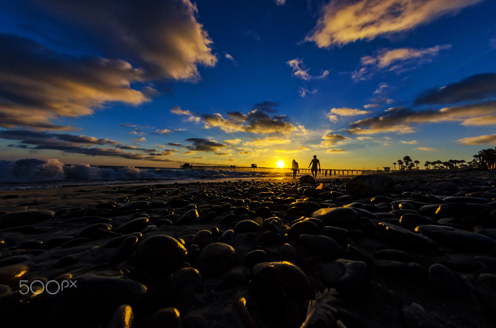 Tokina AT-X 10-17mm F3.5-4.5 DX Fisheye sample photo. Sunset on the beach in oceanside - july 5, 2016 photography