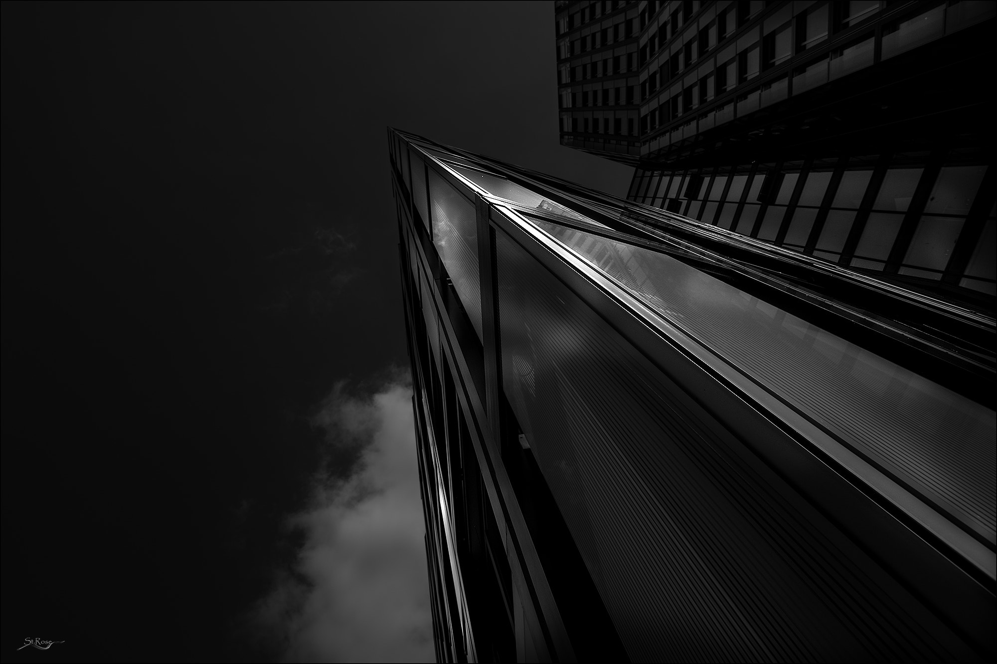 Sony a6000 + Sony DT 16-50mm F2.8 SSM sample photo. The dark photography