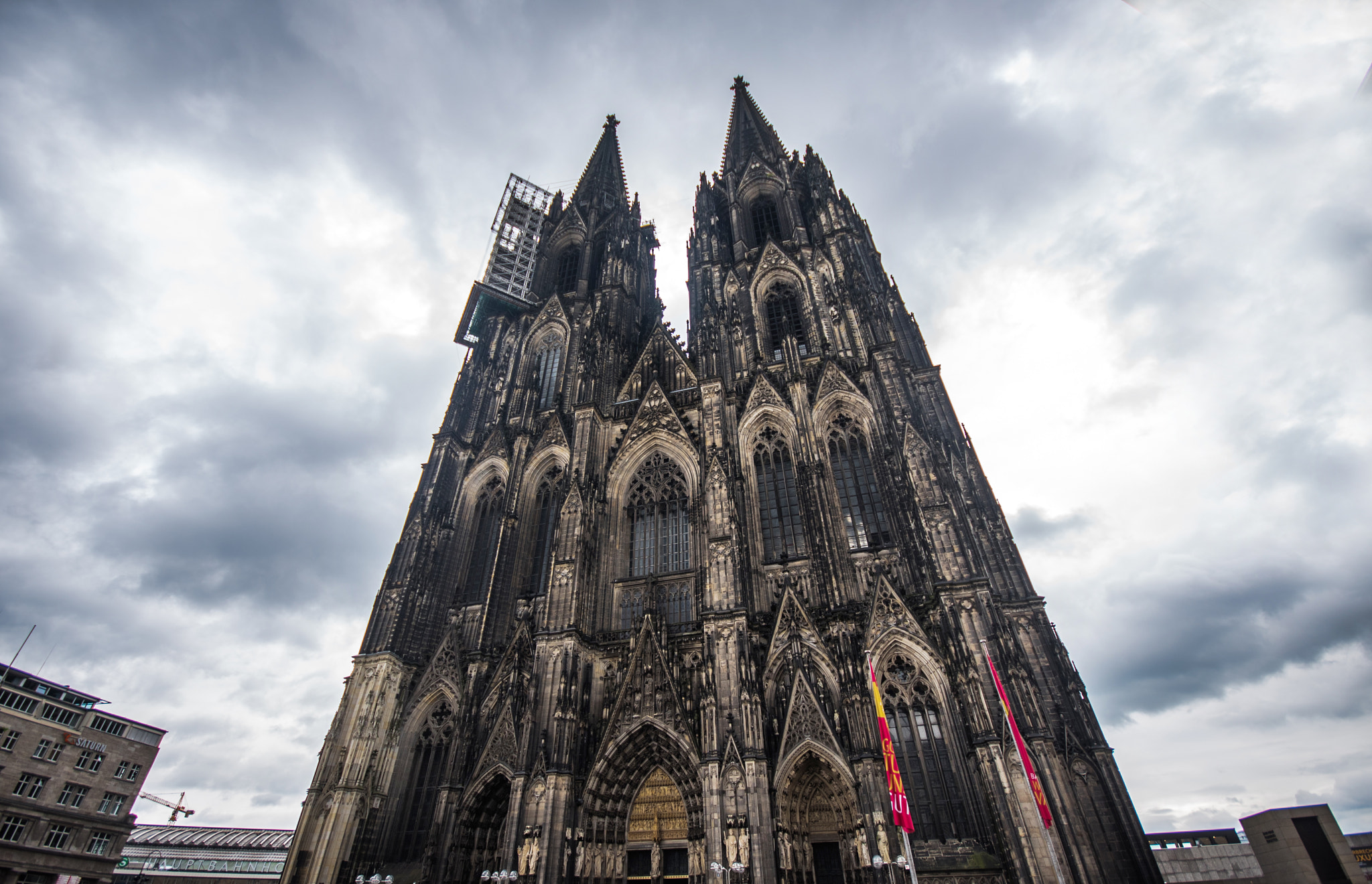 Sigma 10-20mm F4-5.6 EX DC HSM sample photo. Kölner dom photography