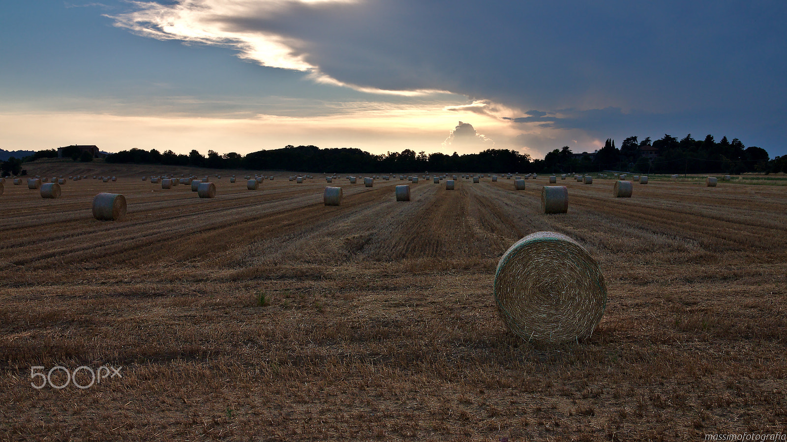 Canon EOS 70D + Canon EF-S 10-18mm F4.5–5.6 IS STM sample photo. Another direction photography