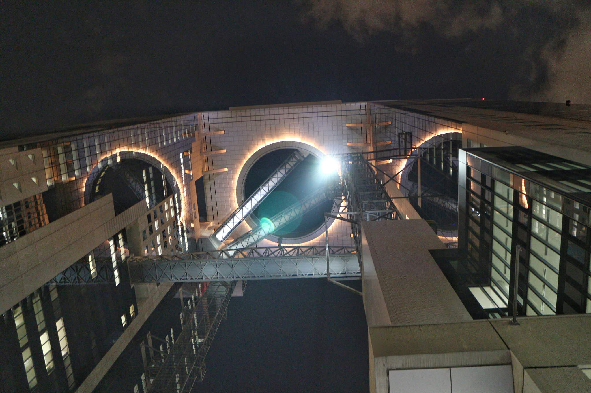 Canon EF-M 18-55mm F3.5-5.6 IS STM sample photo. Umeda sky building photography