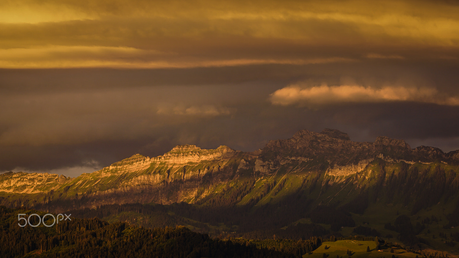 Minolta/Sony AF 70-200mm F2.8 G sample photo. The last magic light photography