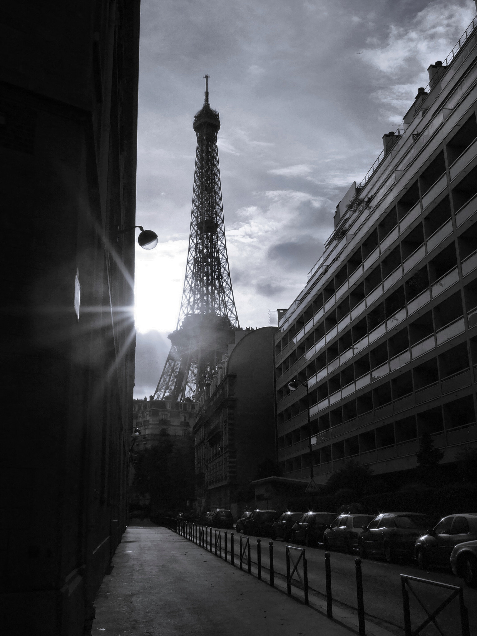 Fujifilm FinePix F30 sample photo. Sunset paris photography