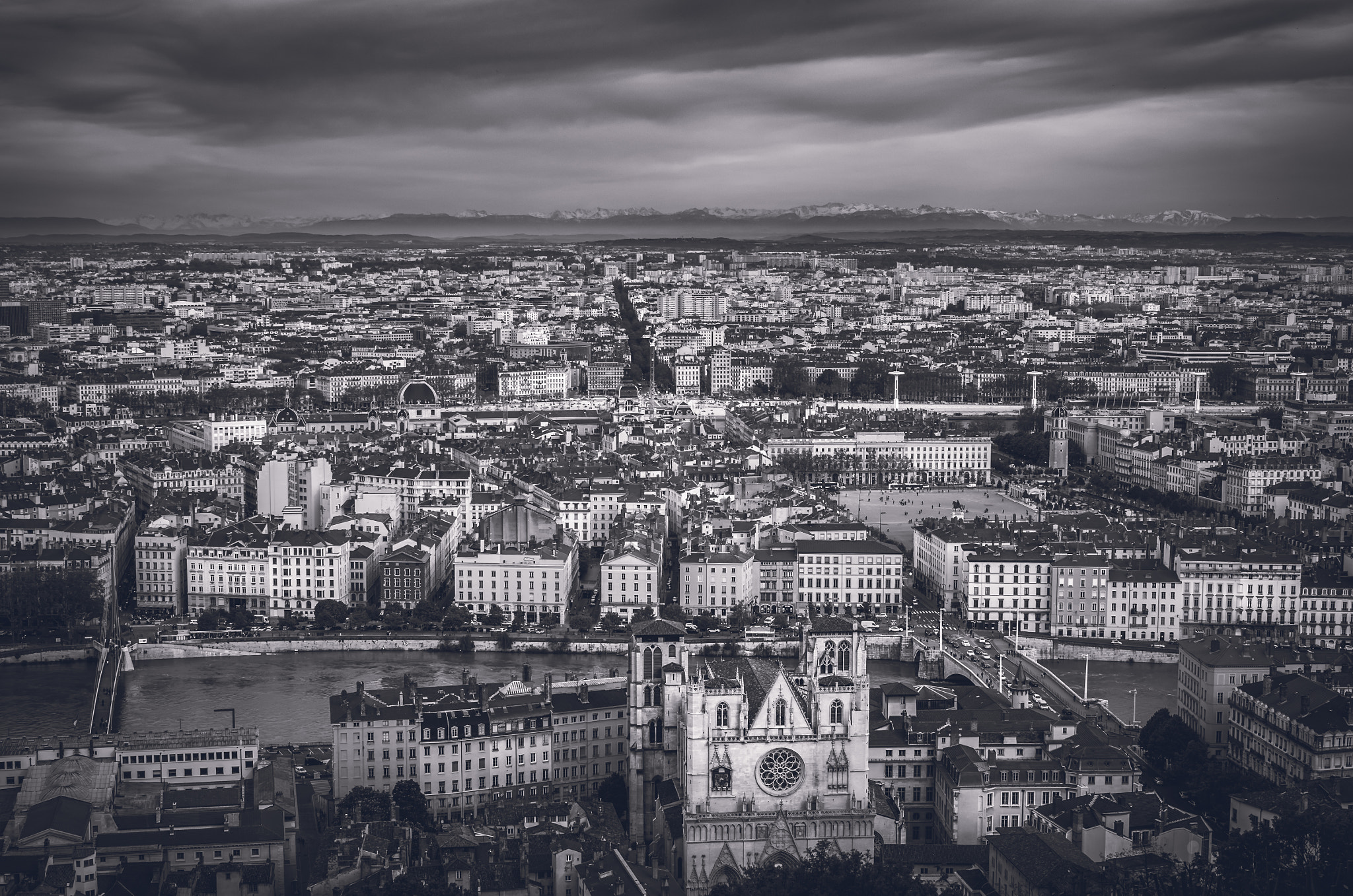 Tamron AF 28-75mm F2.8 XR Di LD Aspherical (IF) sample photo. Moody lyon photography