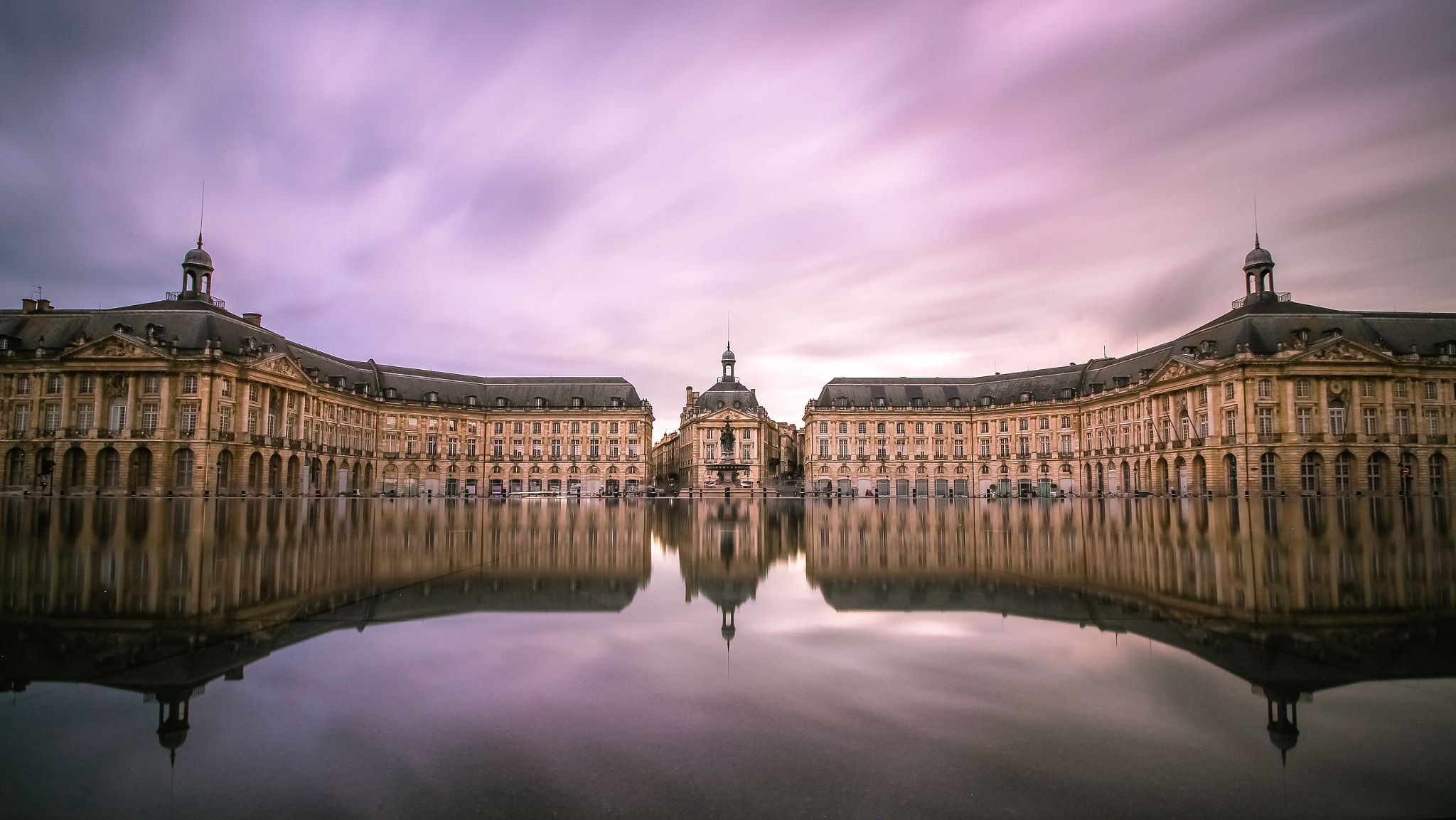 Canon EOS 7D + Canon EF-S 10-18mm F4.5–5.6 IS STM sample photo. Welcome to bordeaux :) photography