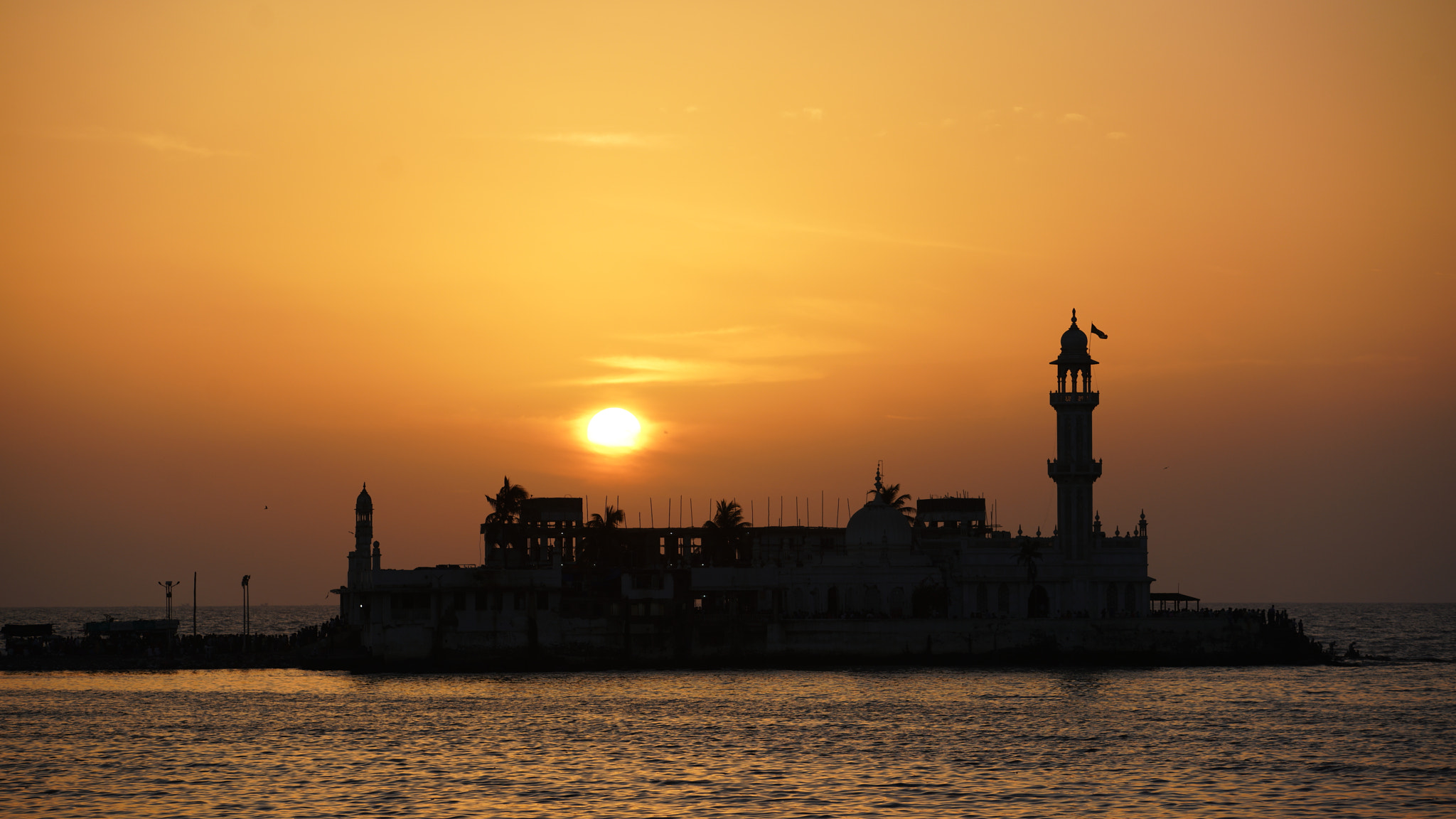 Canon EF 70-200mm F2.8L USM sample photo. The haji ali mosque. photography