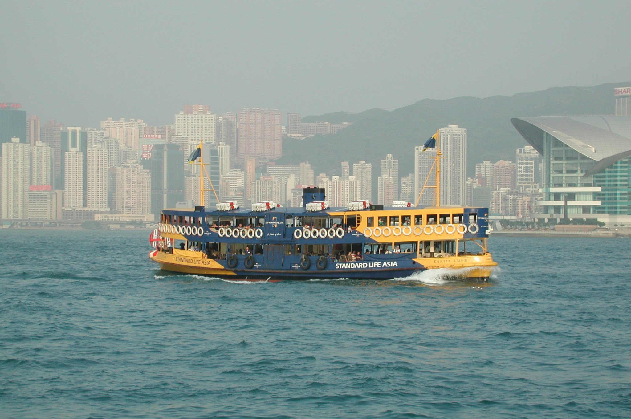 Nikon E990 sample photo. Star ferry . hong kong 2001 photography