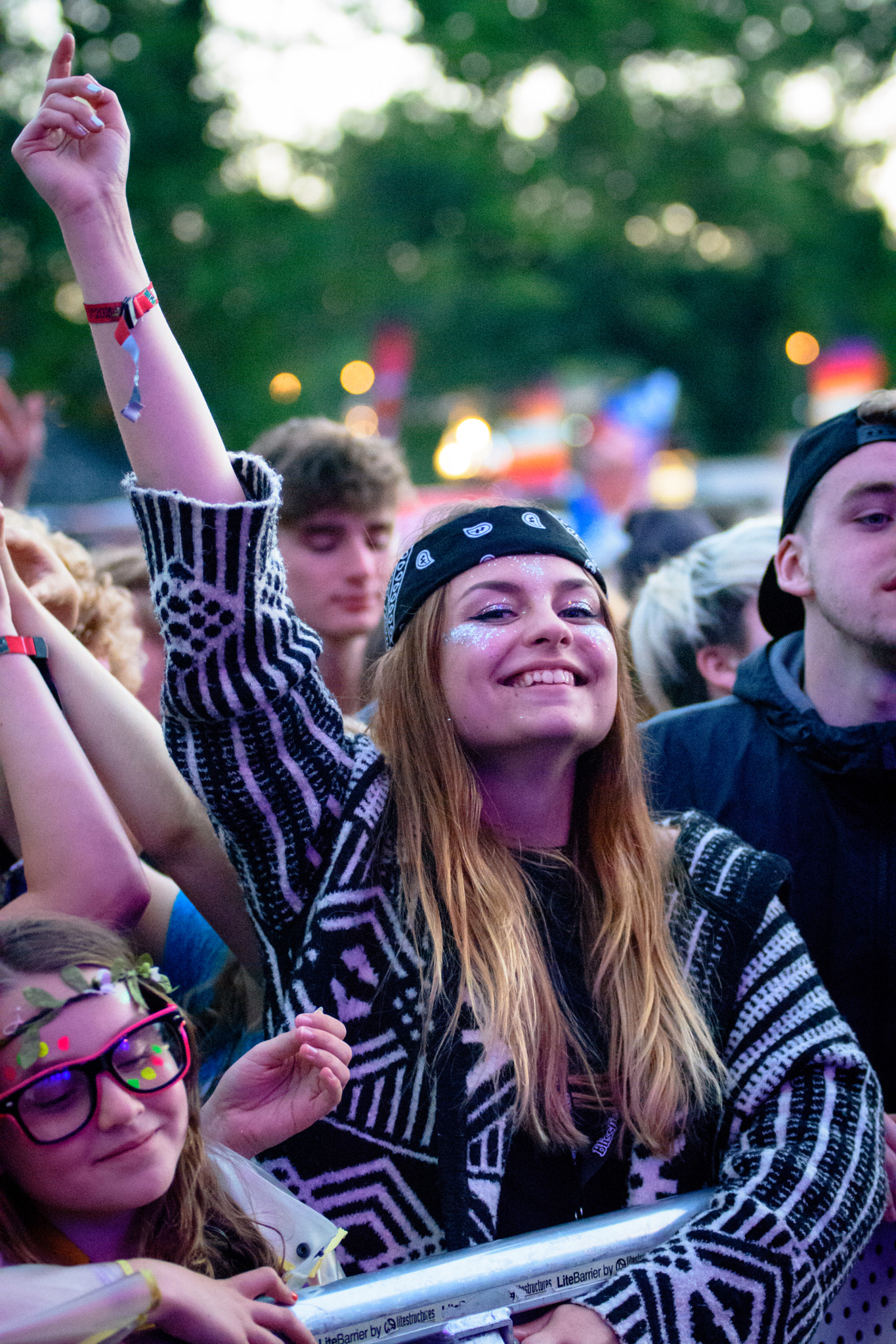 Nikon D7200 + Sigma 70-200mm F2.8 EX DG OS HSM sample photo. Swim deep at blissfields 2016 photography