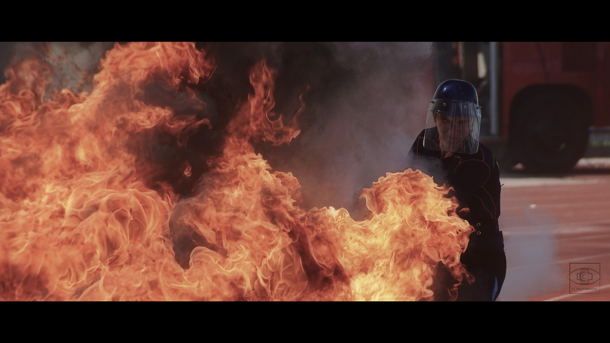 Sony SLT-A77 sample photo. We like fire photography