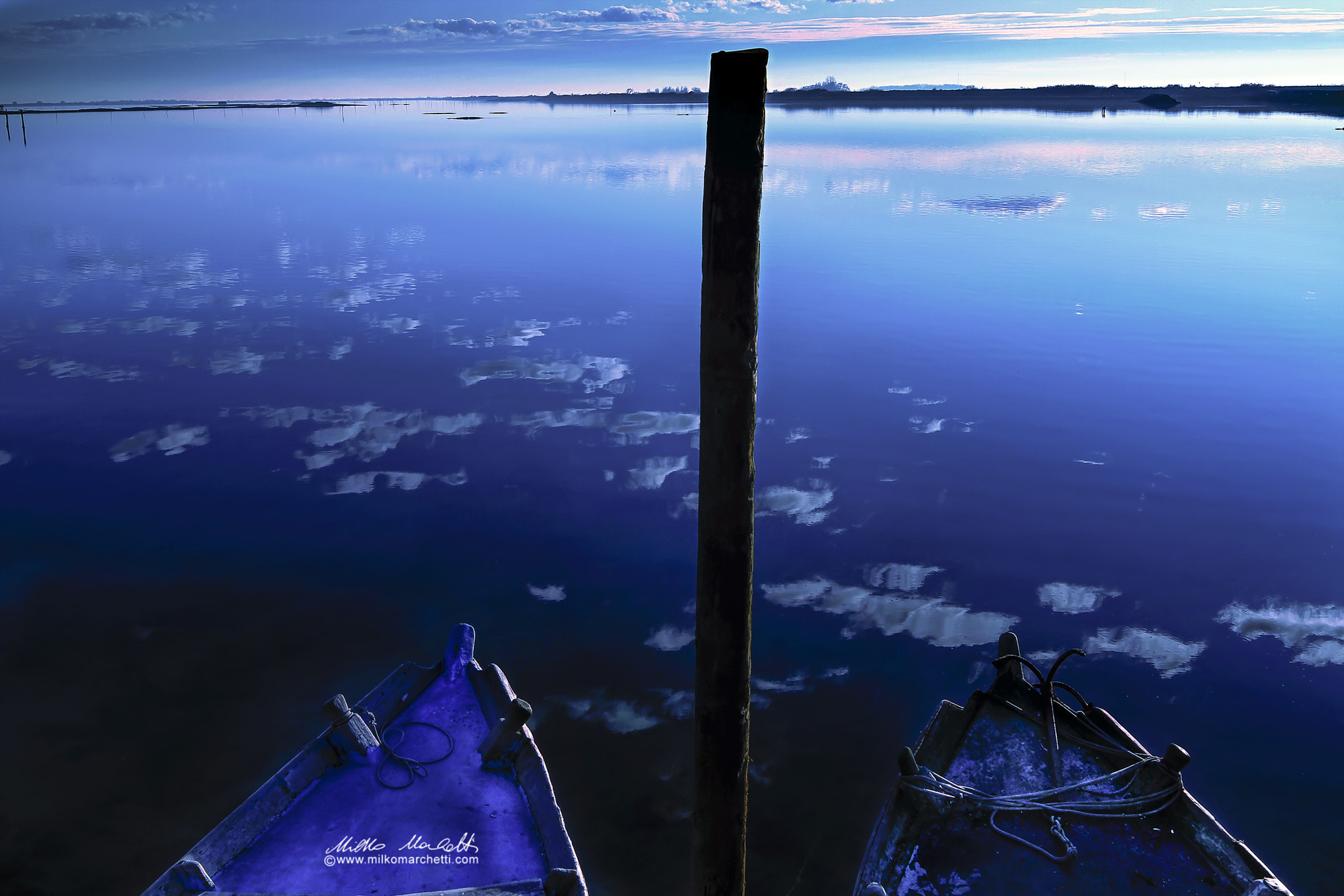 Canon TS-E 24.0mm f/3.5 L II sample photo. Blue... photography