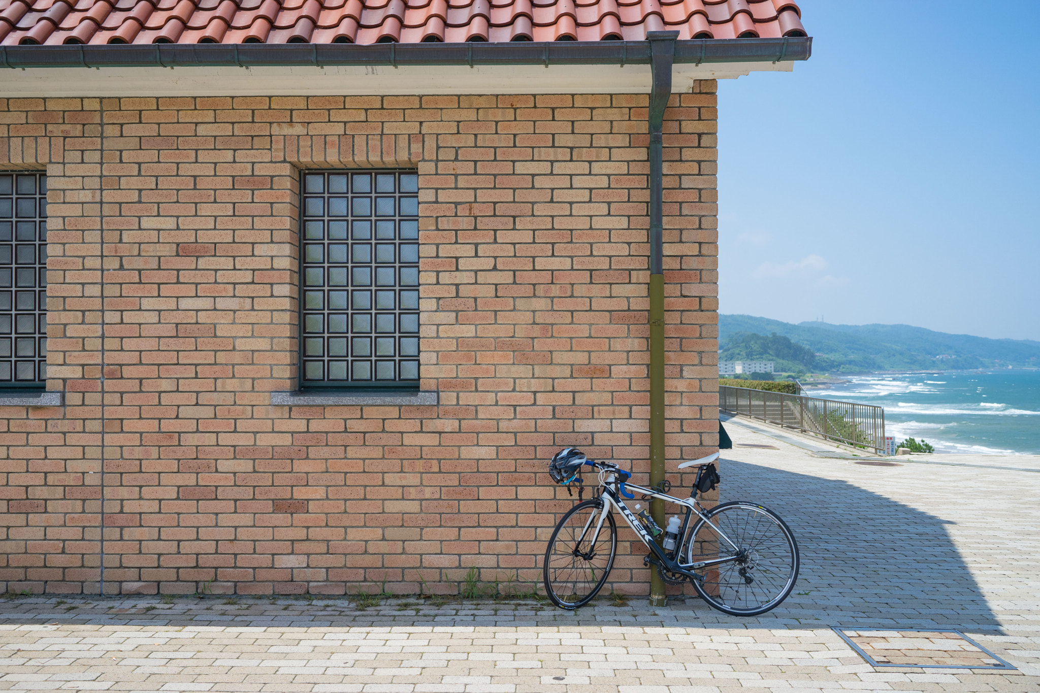Sony a7 + Sony Distagon T* FE 35mm F1.4 ZA sample photo. Break photography