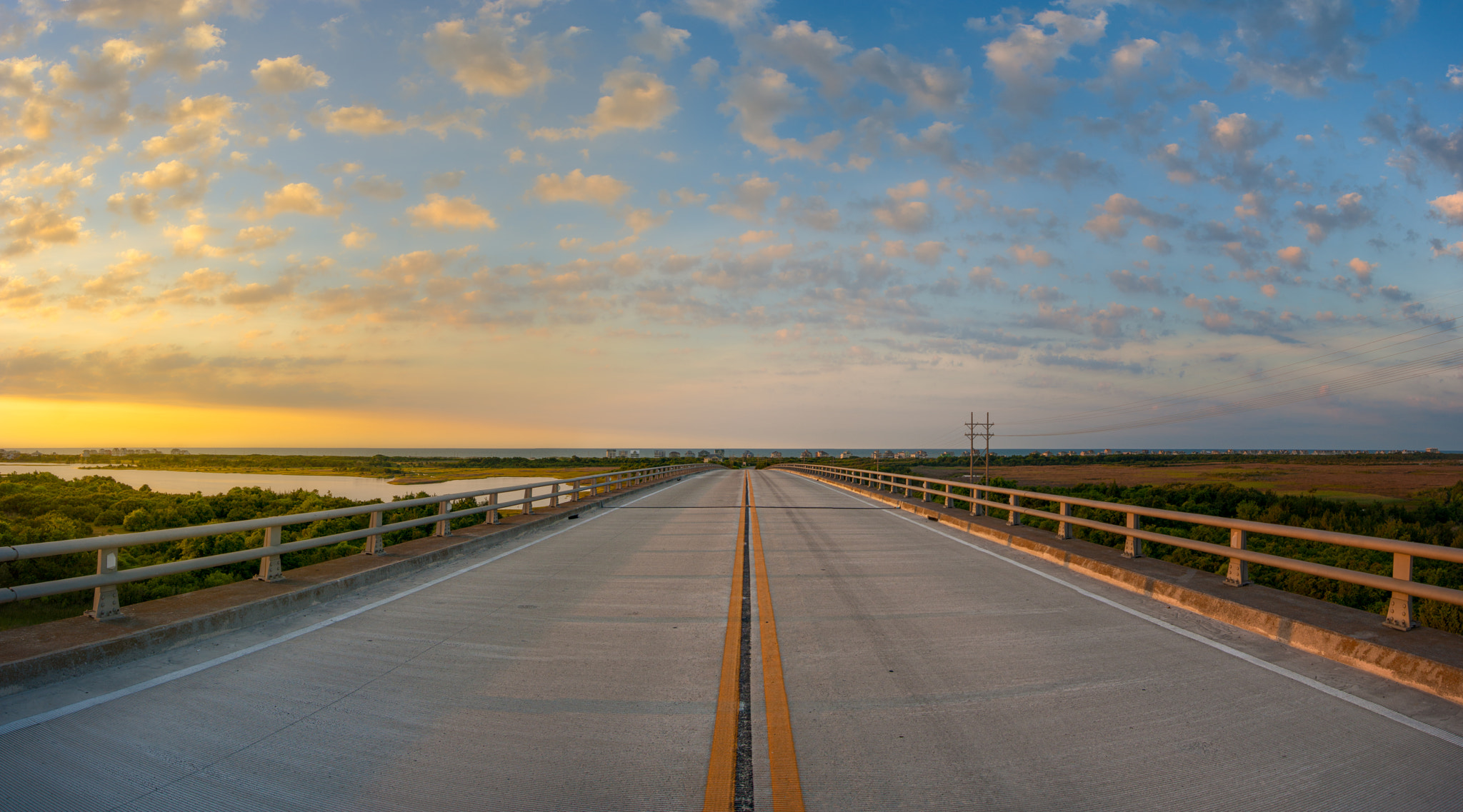 Sony Alpha DSLR-A390 + Sony DT 18-55mm F3.5-5.6 SAM sample photo. High rise view photography
