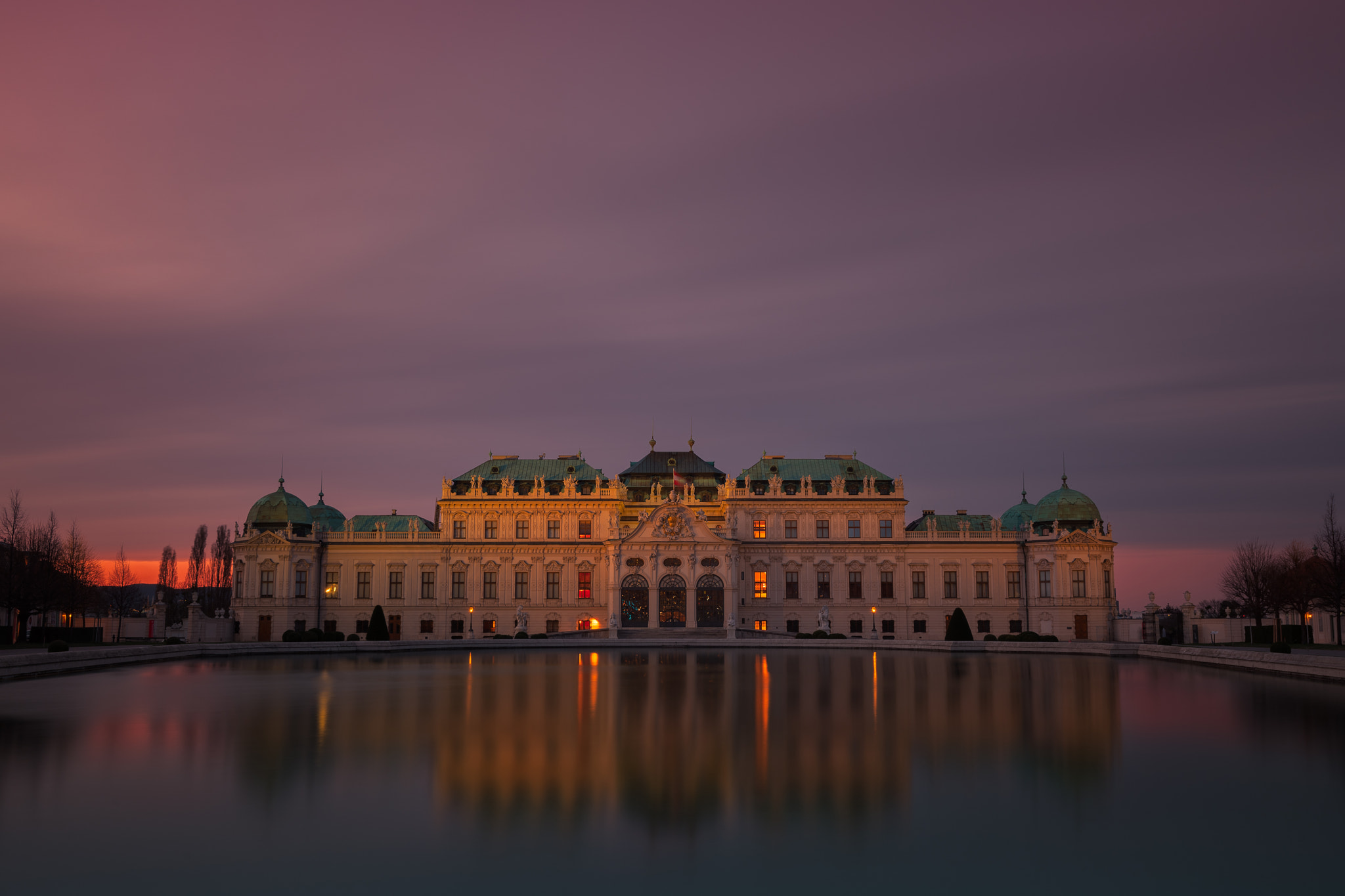 Sony a7R II + Sony Vario-Sonnar T* 16-35mm F2.8 ZA SSM sample photo. Sunset at belvedere photography