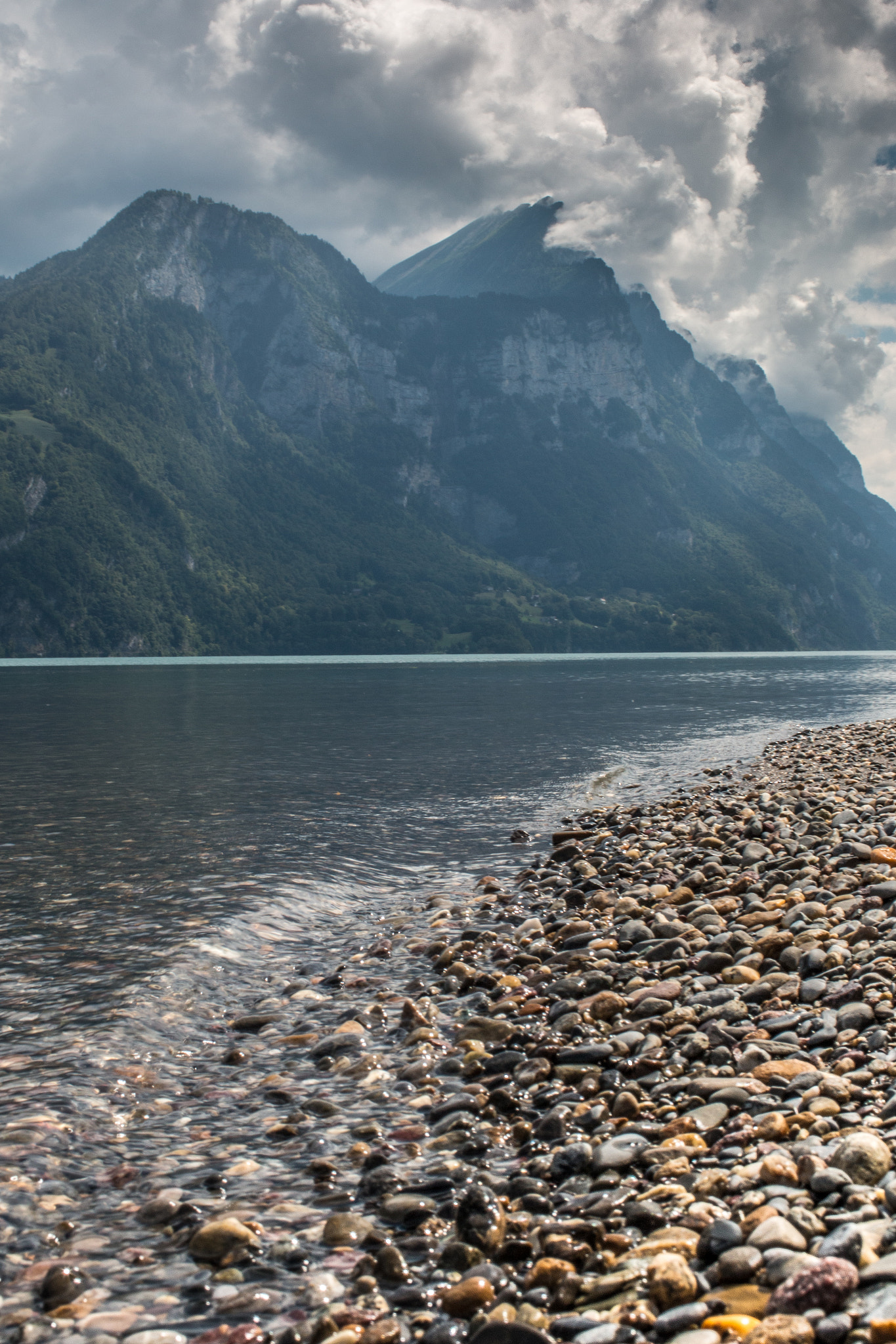 Canon EOS 70D + Canon EF 35mm F1.4L USM sample photo. Lakeshore morn ii photography