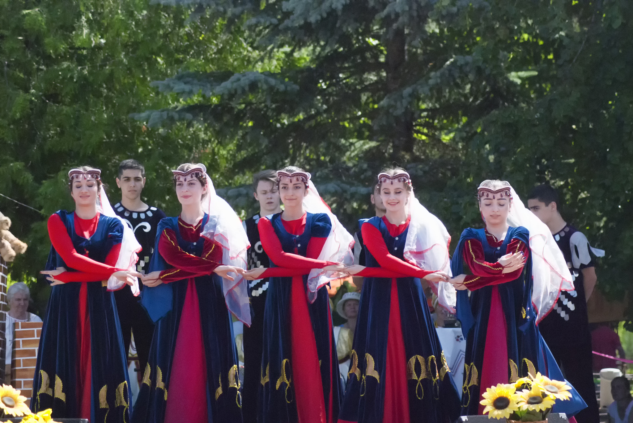Nikon D80 sample photo. Performance in varnavino photography
