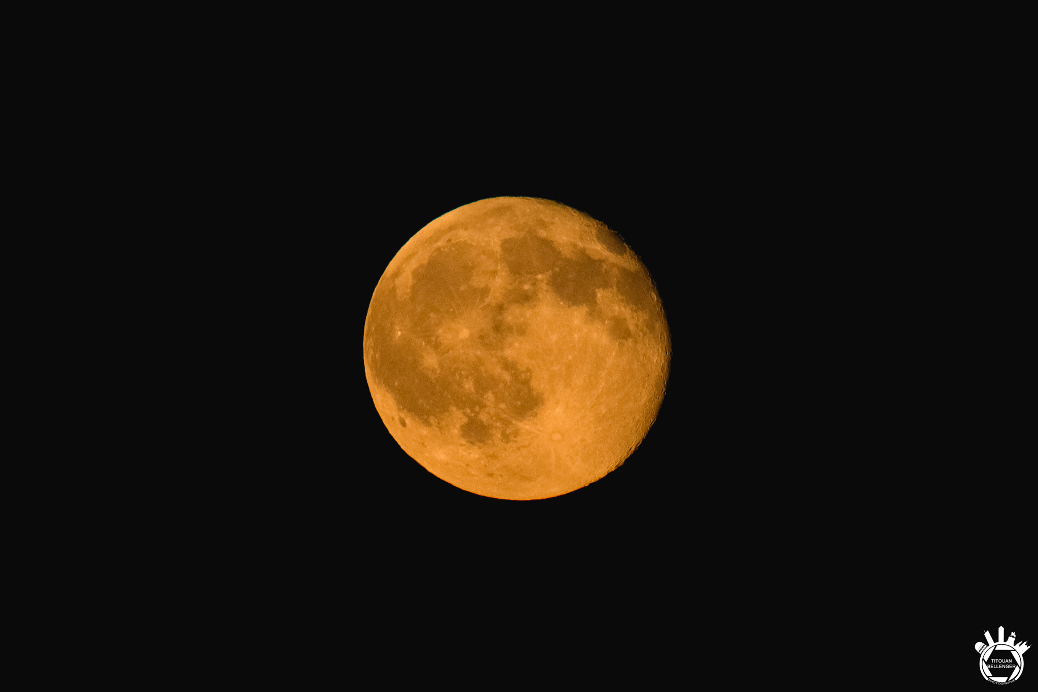 150-600mm F5-6.3 DG OS HSM | Contemporary 015 sample photo. The orange moon photography