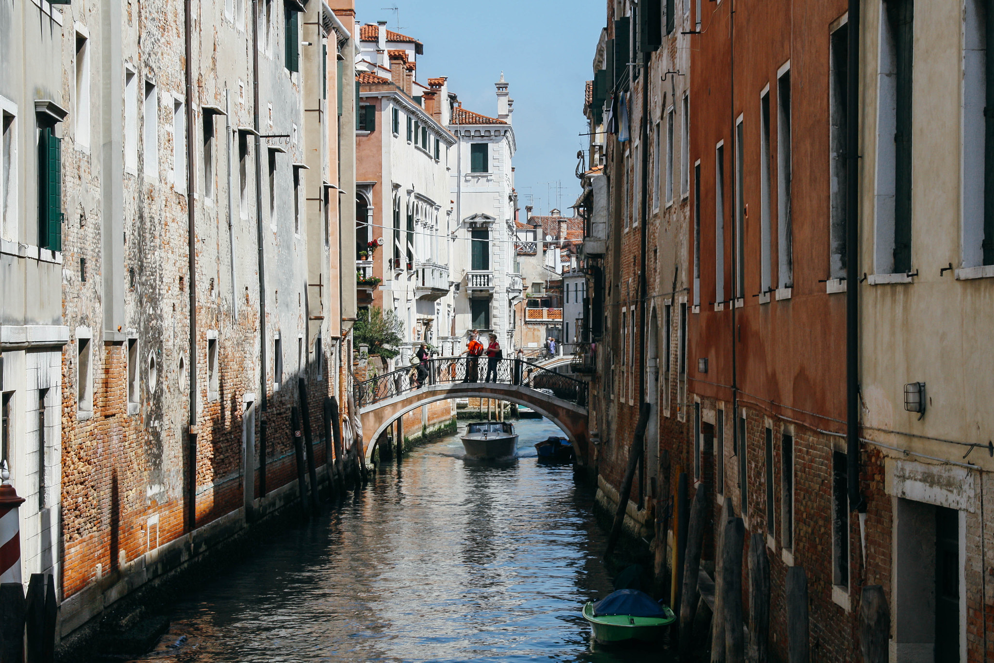 Canon EF 28-105mm f/3.5-4.5 USM sample photo. Venice canals photography