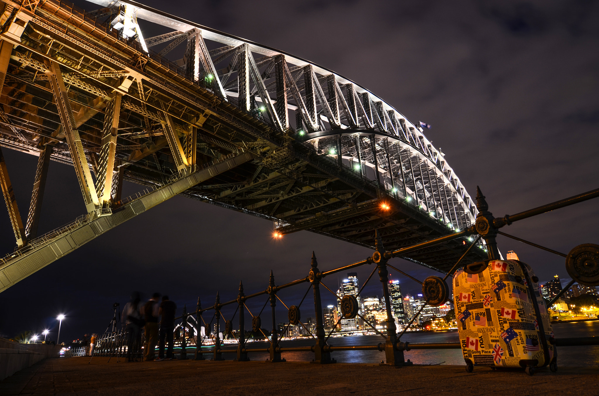 Tokina AT-X Pro 12-24mm F4 (IF) DX sample photo. Harbour bridge traveller photography