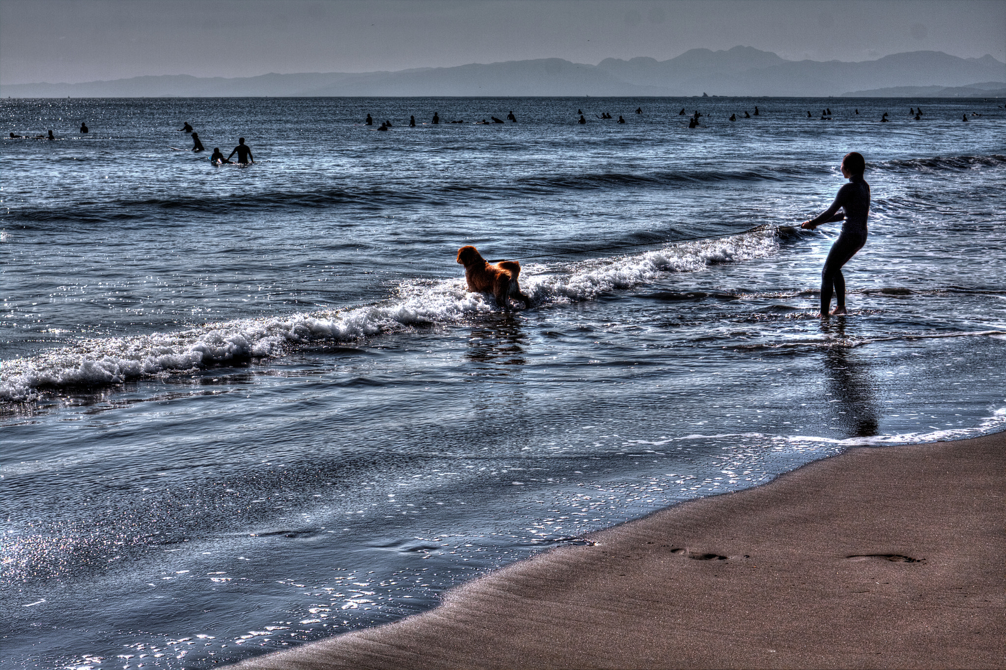 Canon EOS 50D + Canon EF 35mm F2 IS USM sample photo. Time for swim! photography