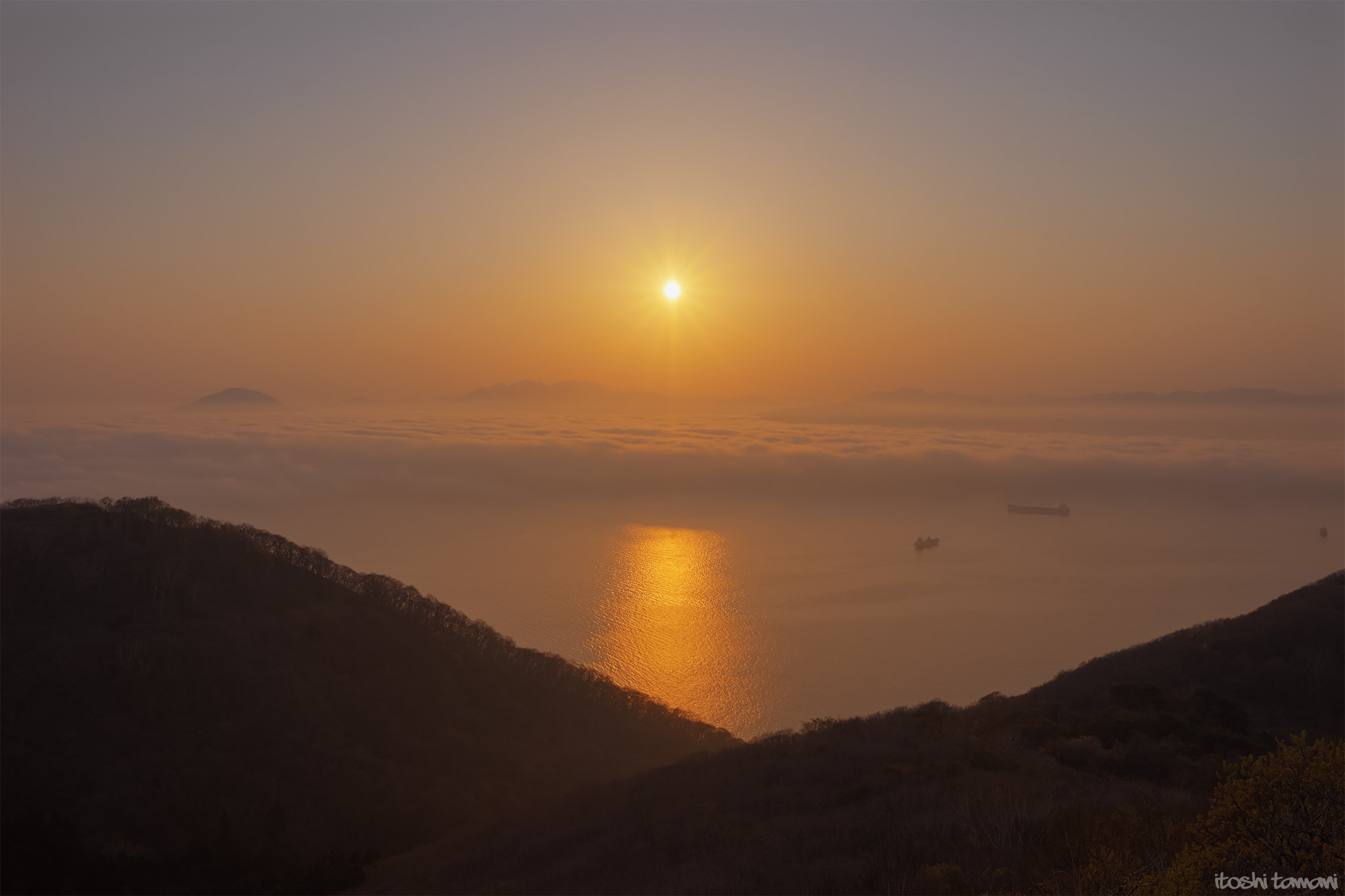 Olympus OM-D E-M1 + OLYMPUS 14-54mm Lens sample photo. Hakodate sunset photography