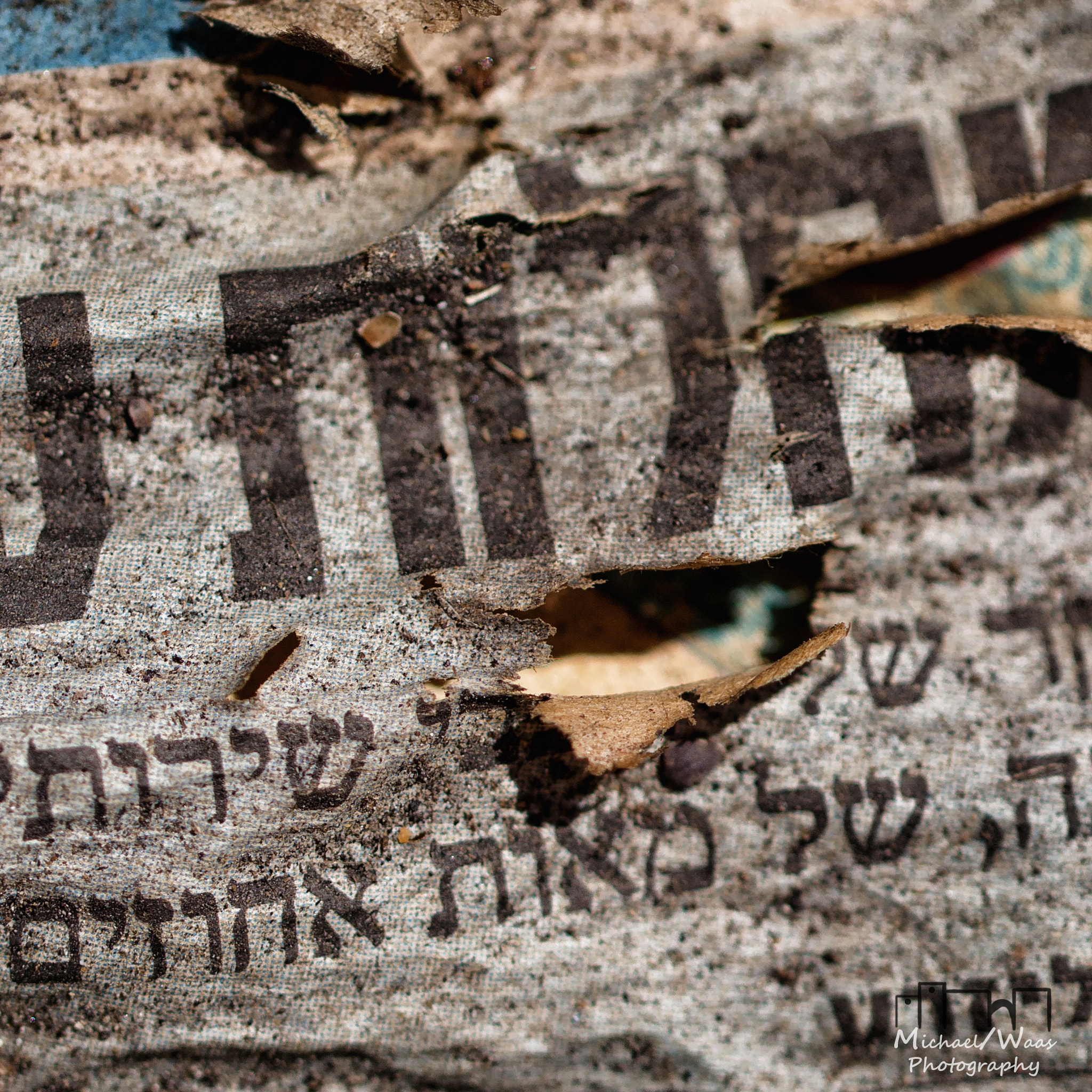 Canon EOS 100D (EOS Rebel SL1 / EOS Kiss X7) sample photo. Old news/haifa photography