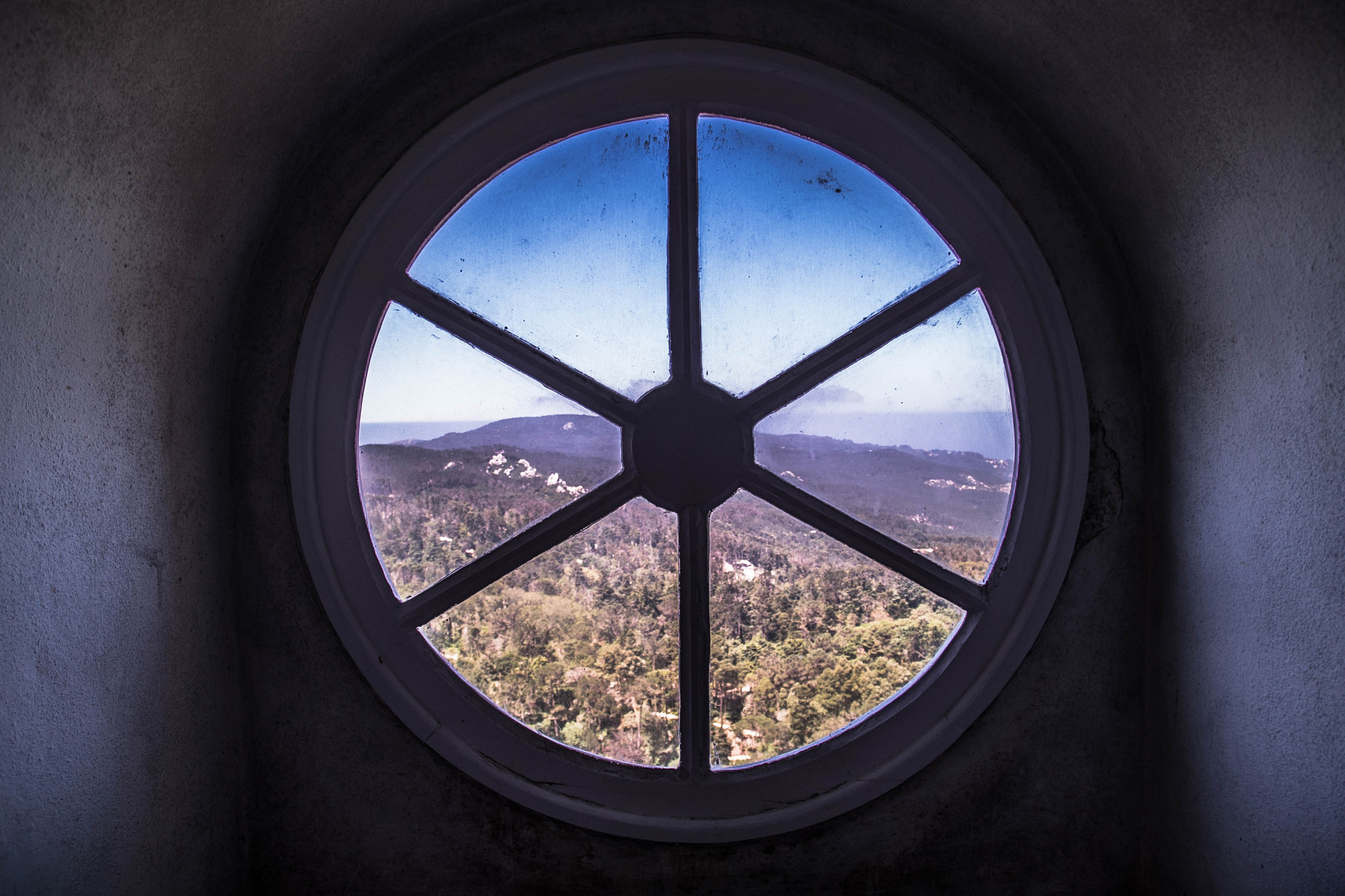 Sigma 18-200mm F3.5-6.3 II DC OS HSM sample photo. Window photography