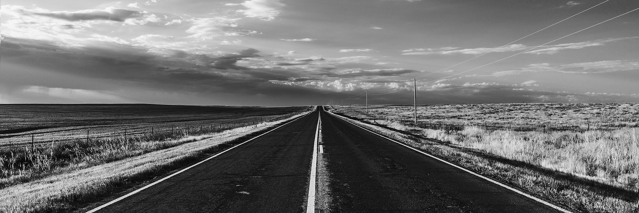 Sony a7R + ZEISS Batis 25mm F2 sample photo. County road 18 photography