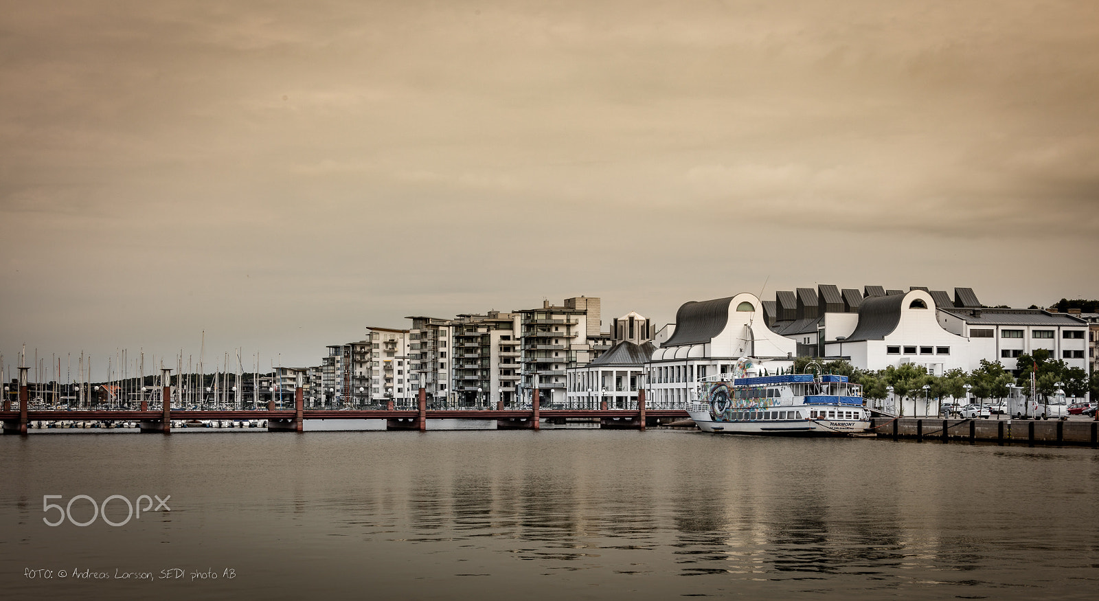 Canon EF 28-300mm F3.5-5.6L IS USM sample photo. Helsingborg north harbor photography
