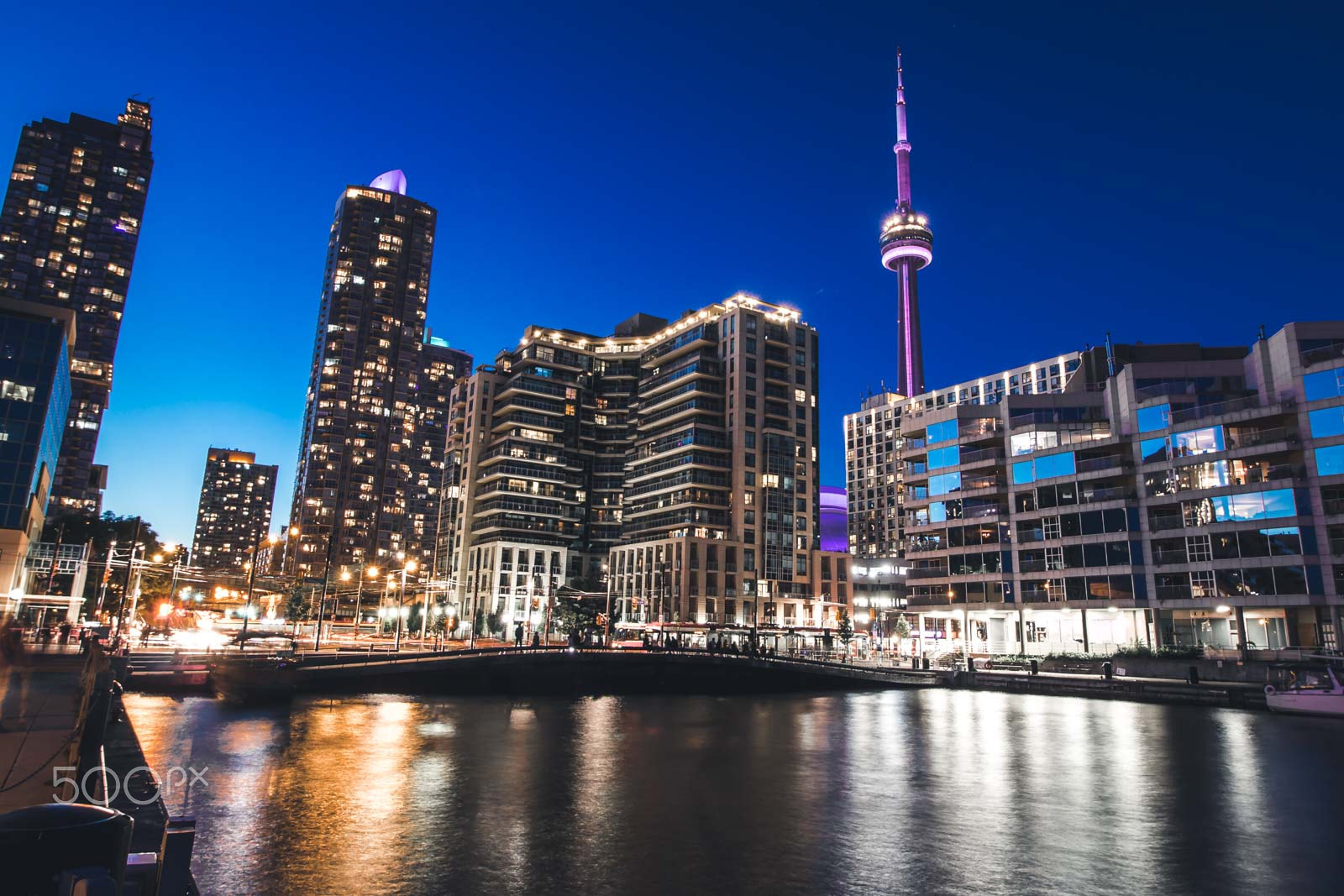 Canon EOS 70D + Canon EF-S 10-18mm F4.5–5.6 IS STM sample photo. Toronto waterfront photography