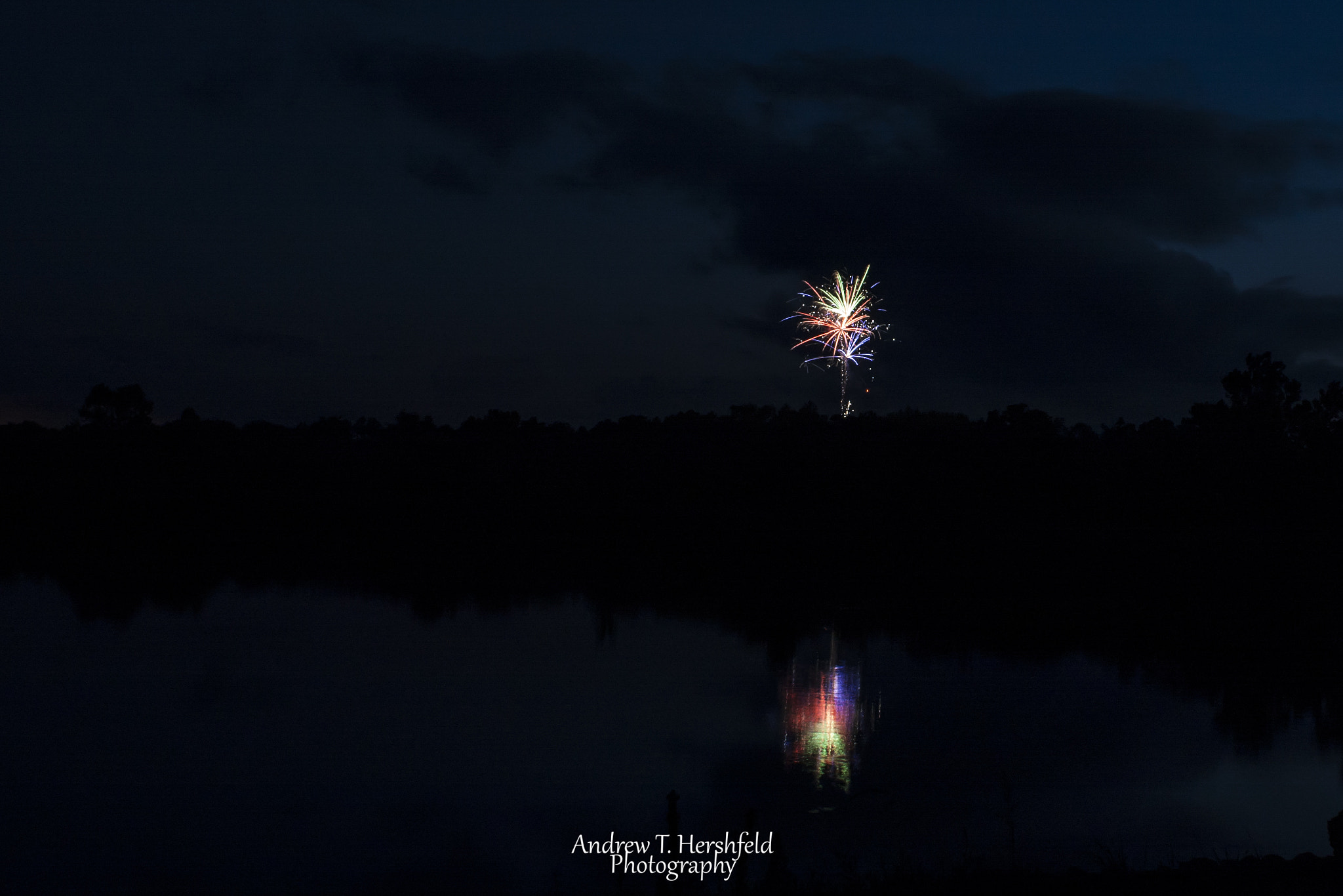 Canon EF 28-80mm f/3.5-5.6 sample photo. Fireworks over the lake photography
