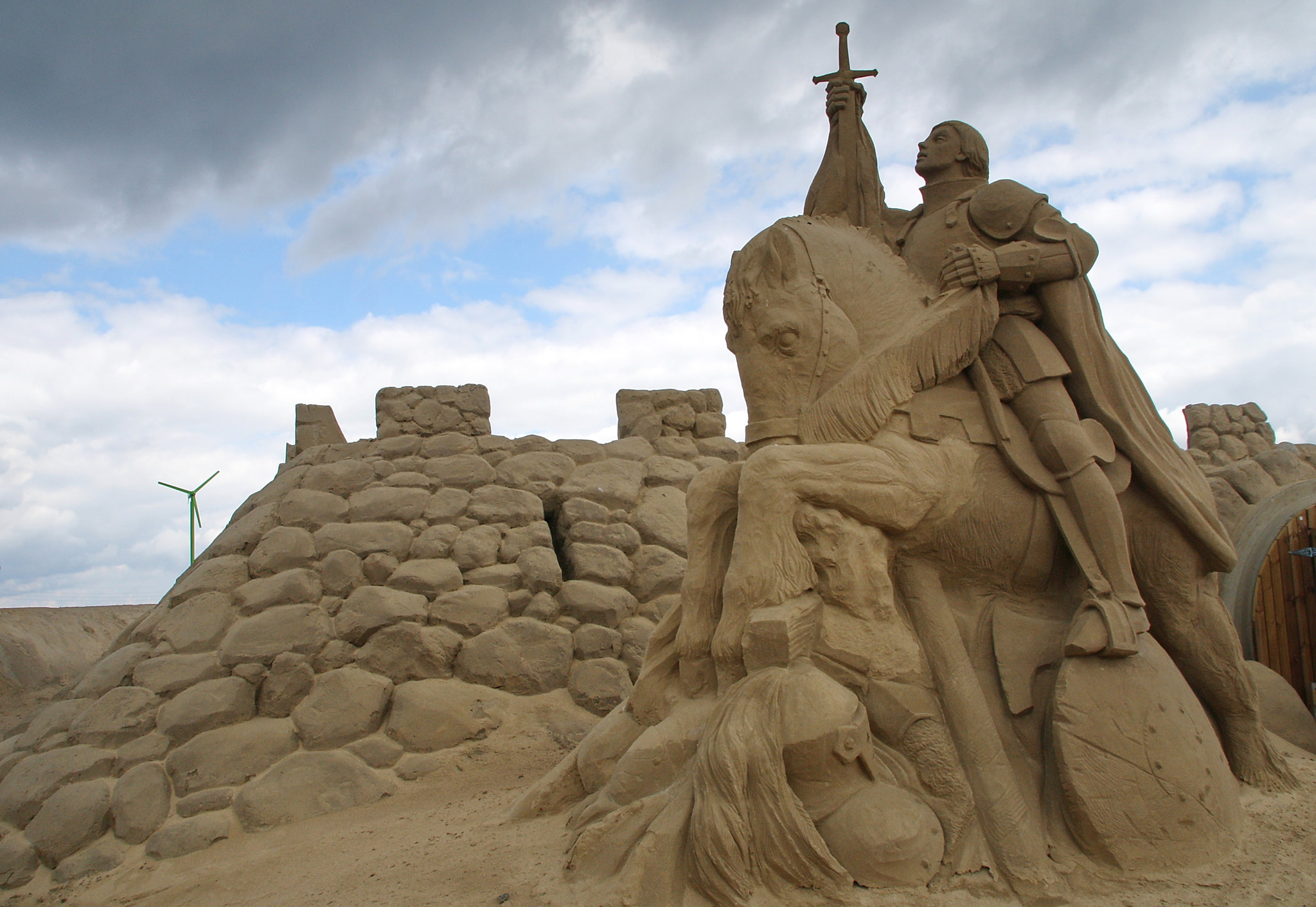 Canon EOS 1000D (EOS Digital Rebel XS / EOS Kiss F) sample photo. Sand knight photography