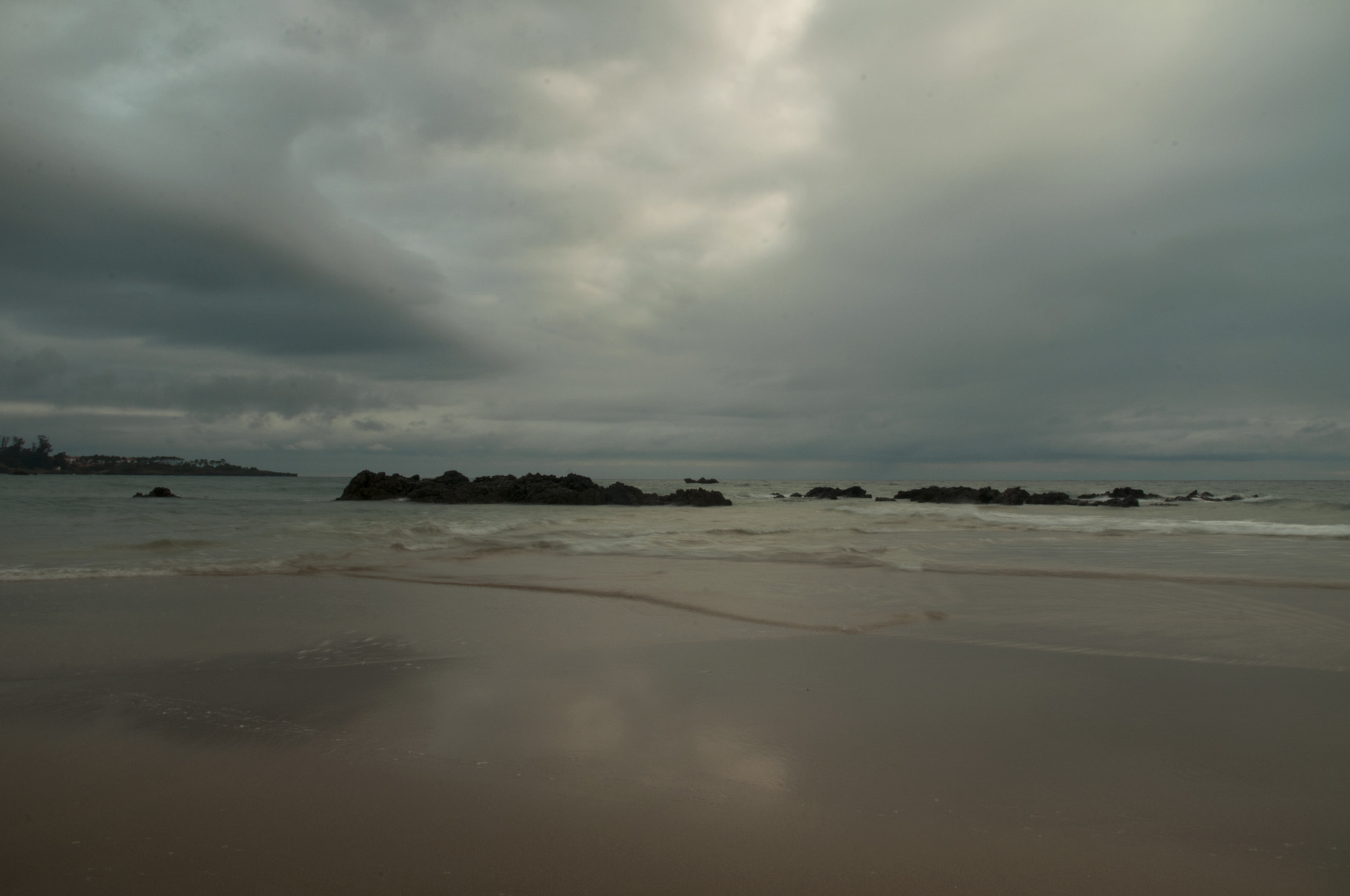 Nikon D90 + Sigma 18-200mm F3.5-6.3 DC sample photo. Ganando a la tormenta photography