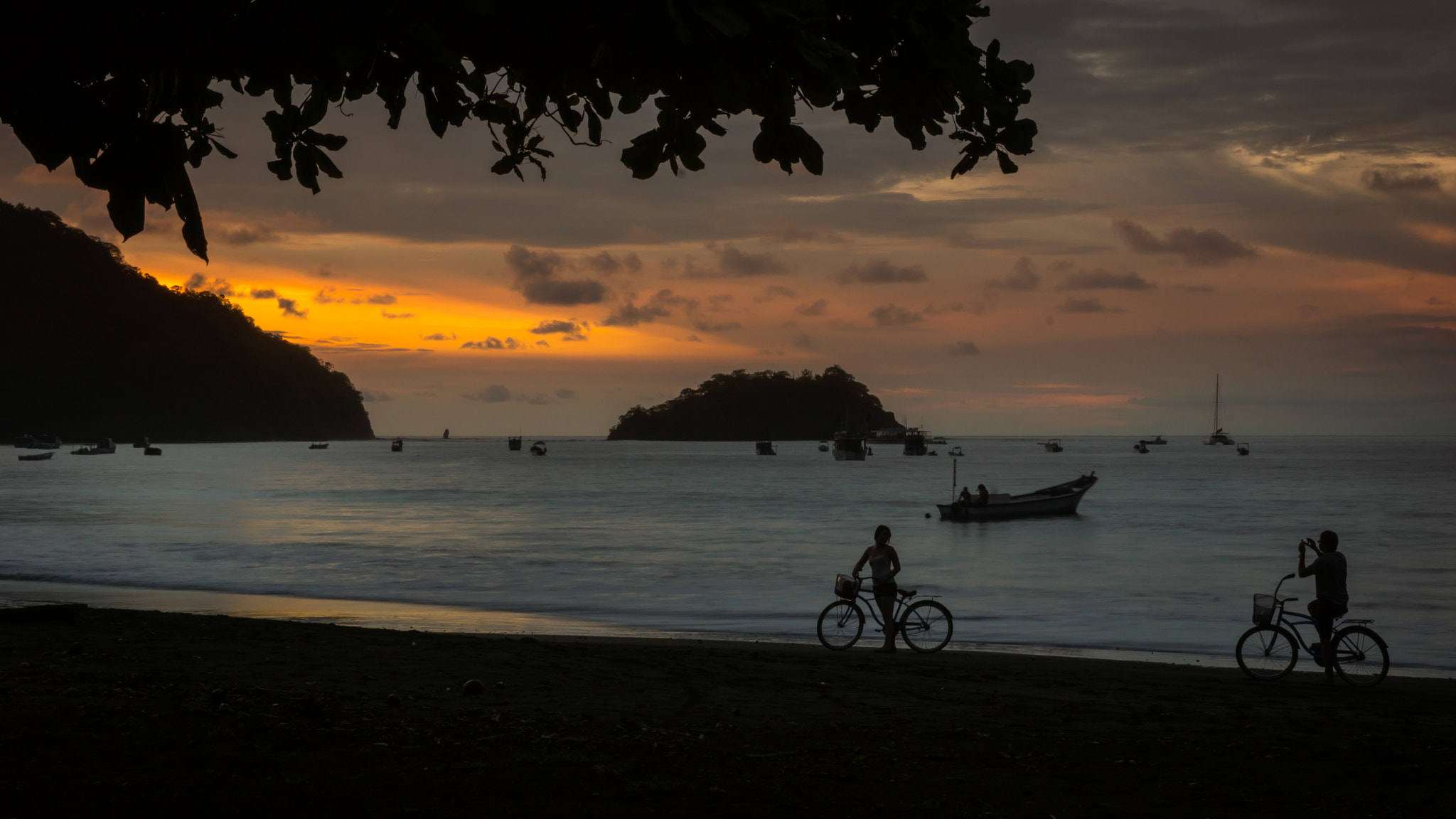 Sony SLT-A65 (SLT-A65V) sample photo. Sharing the view that stopped these cyclists in their tracks. photography