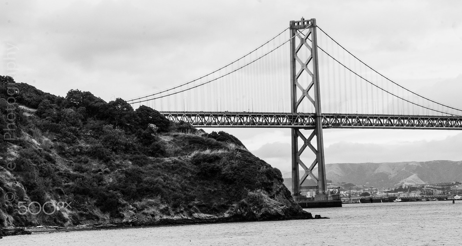 Sony Alpha NEX-5N + Sony E 55-210mm F4.5-6.3 OSS sample photo. Treasure island photography